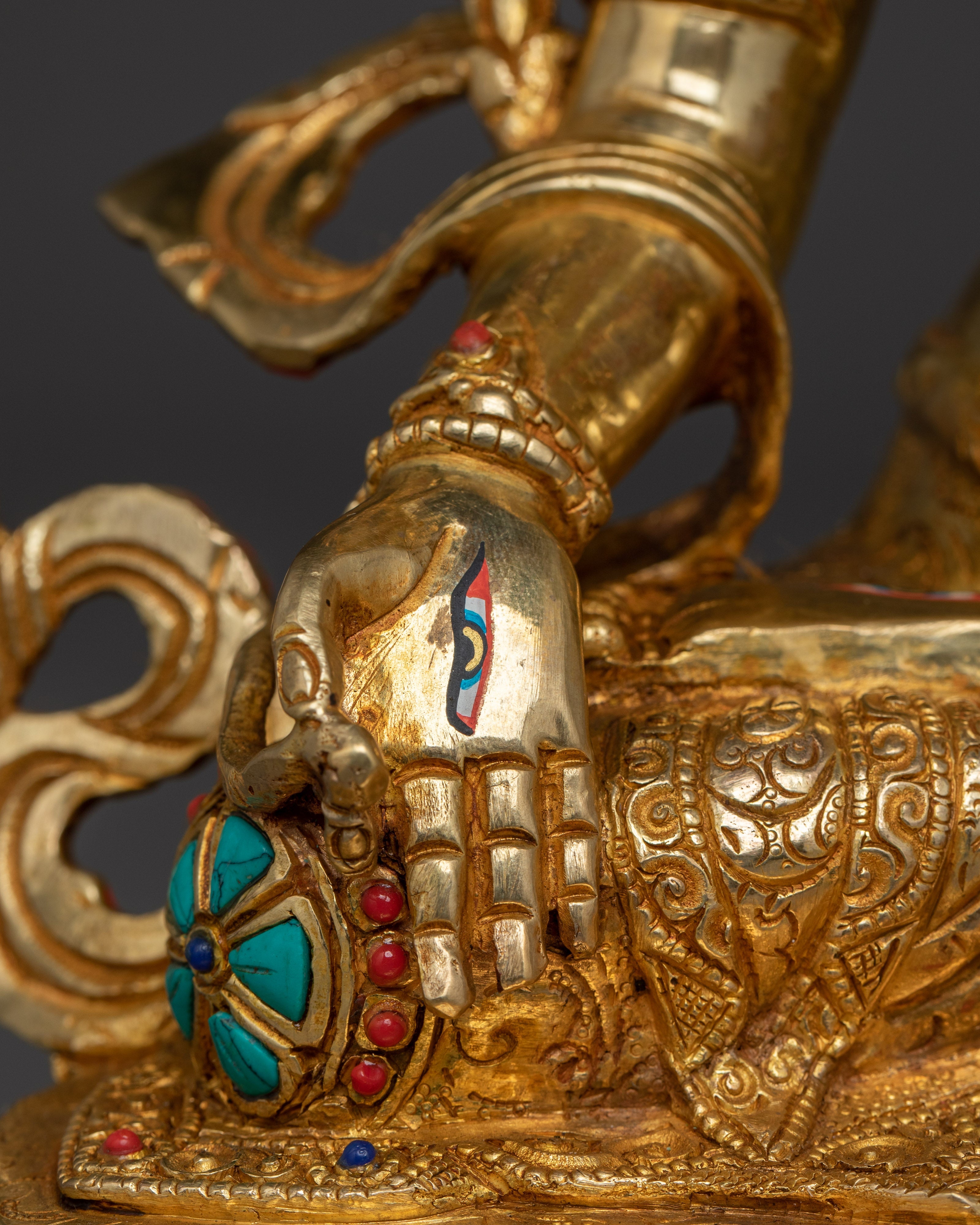 Peaceful Compassion Deity of White Tara | The Bodhisattva of Long Life