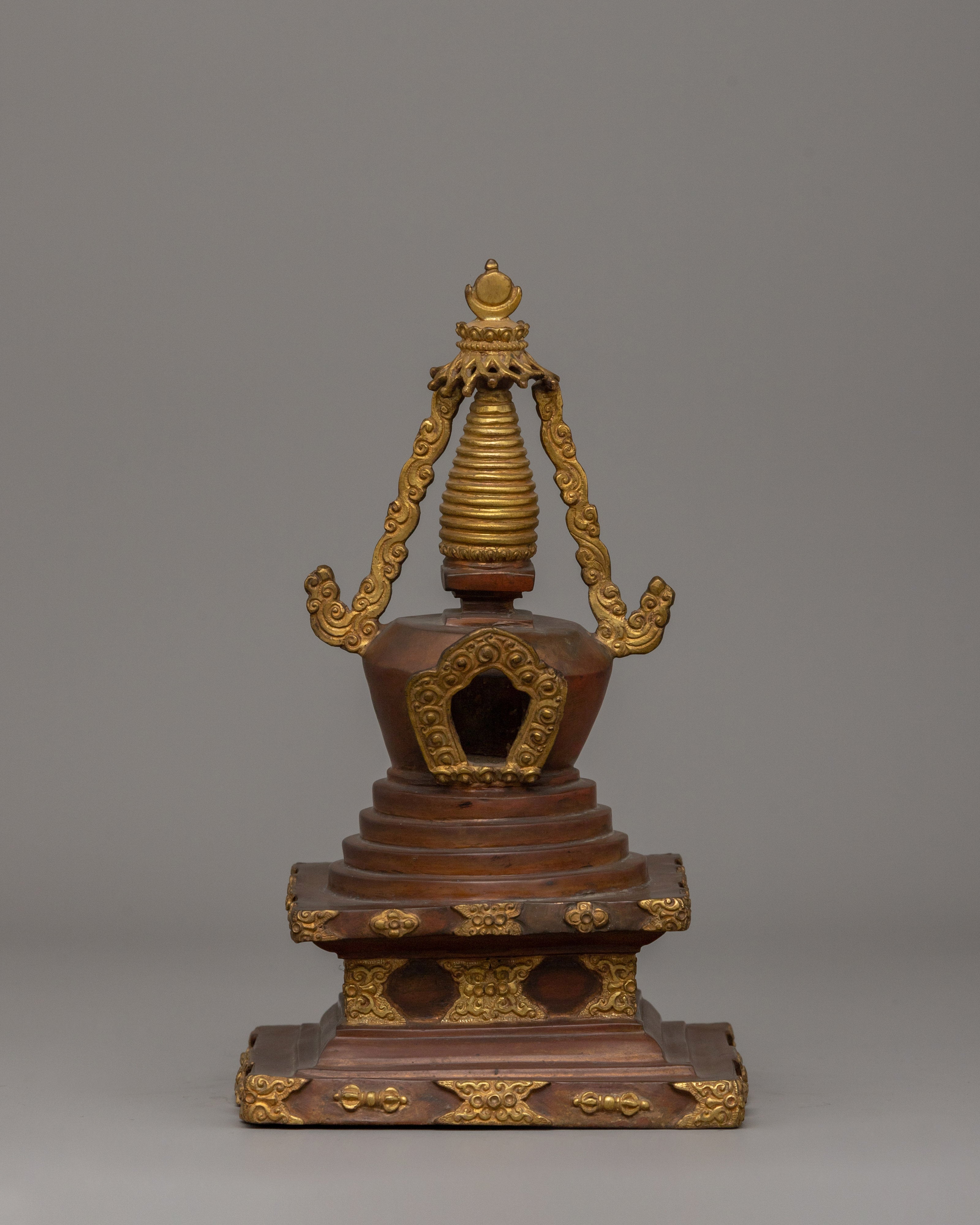 buddhist-statue-of-stupa