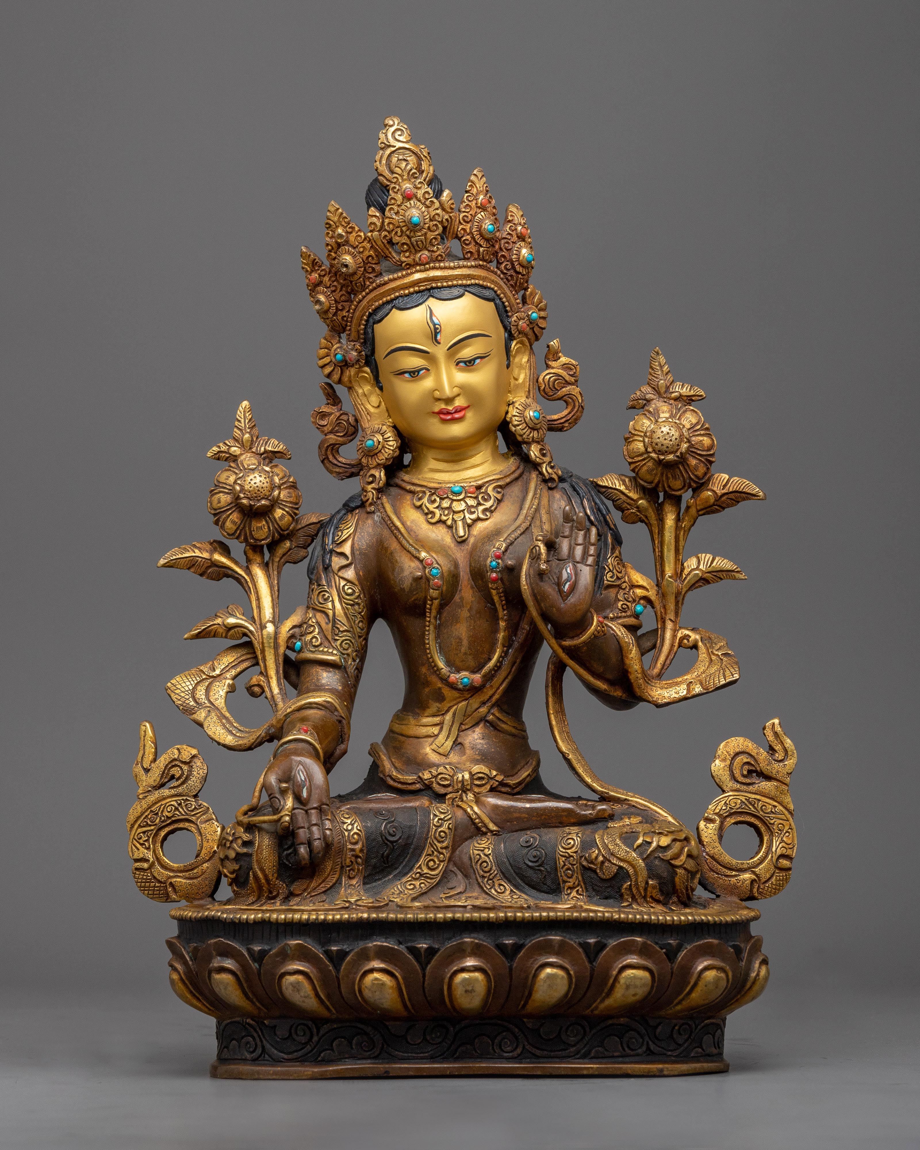 beautiful-sculpture of white-tara