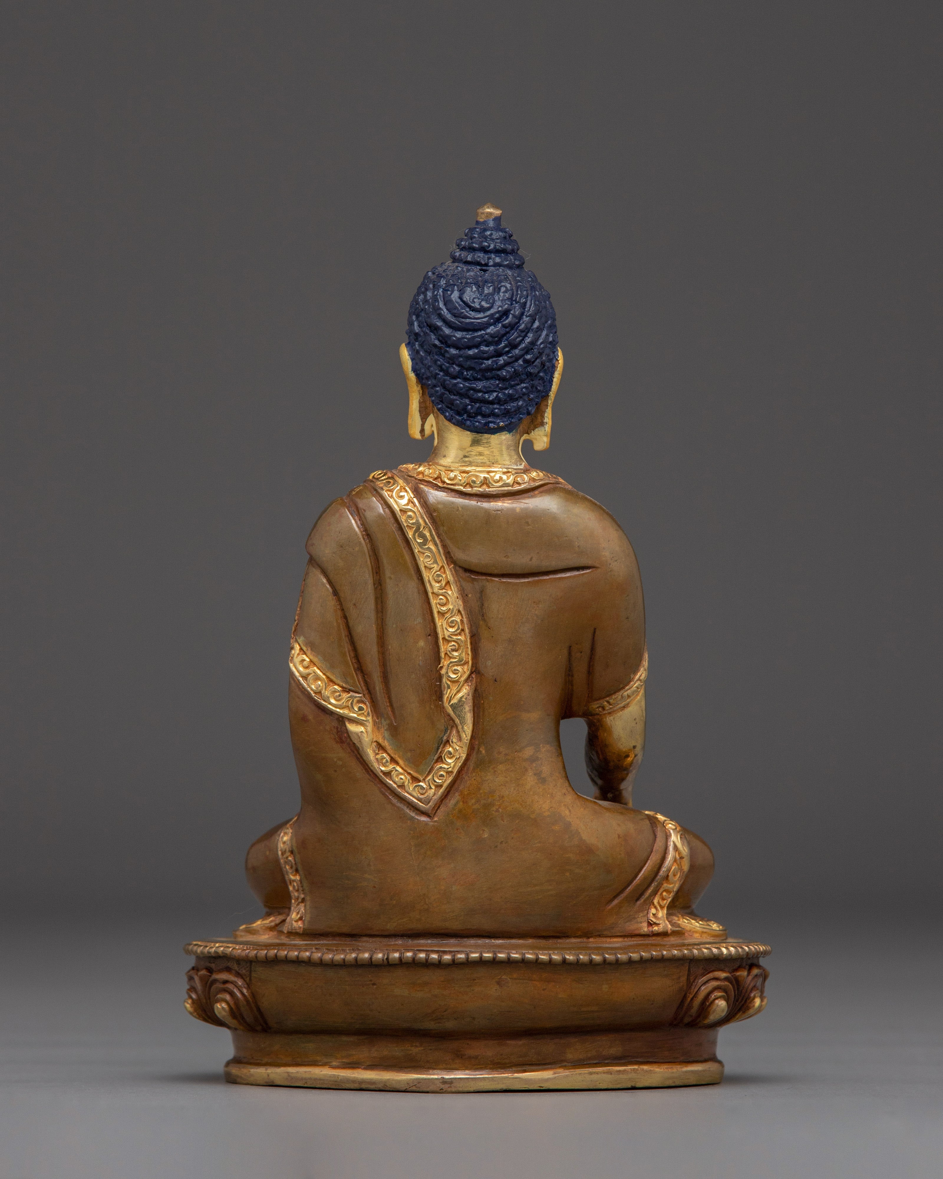 Buddhist Spiritual Teacher Shakyamuni Buddha | The Founder of Buddhism