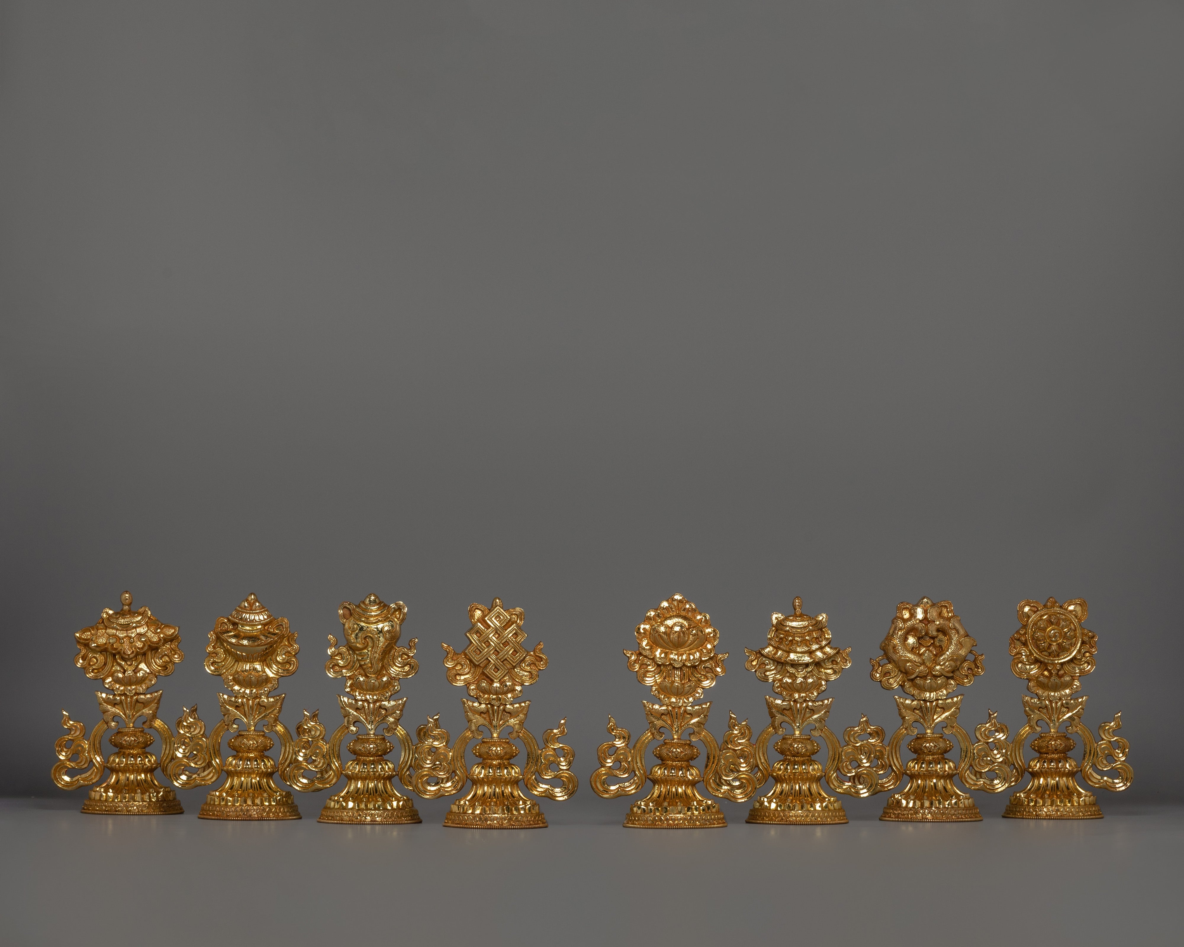 Gold-Plated Auspicious Symbol | Buddhist Rituals and Home Decor