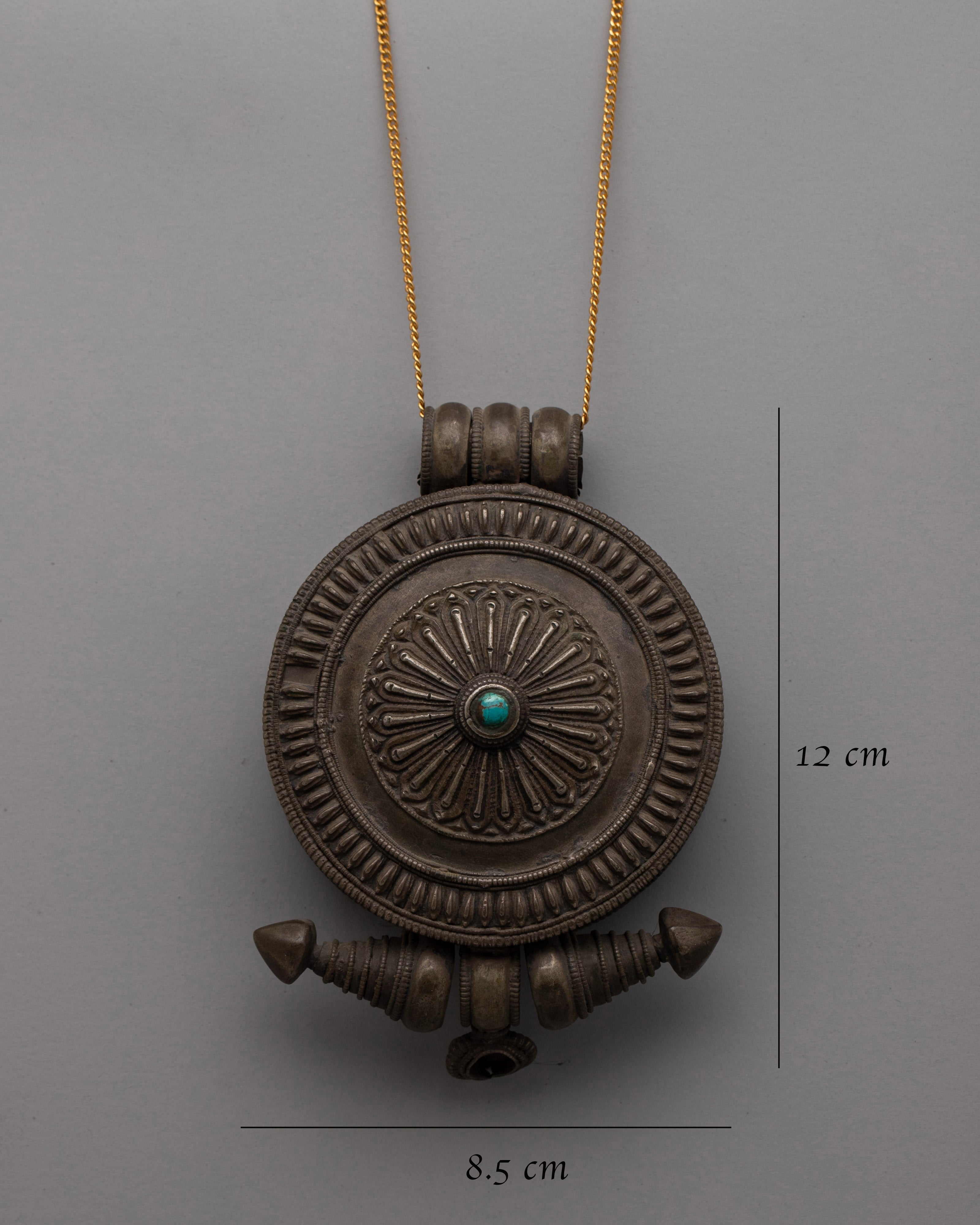 Exquisite Tibetan Ghau Prayer Box | Traditional Buddhist Amulet for Prayers and Blessings