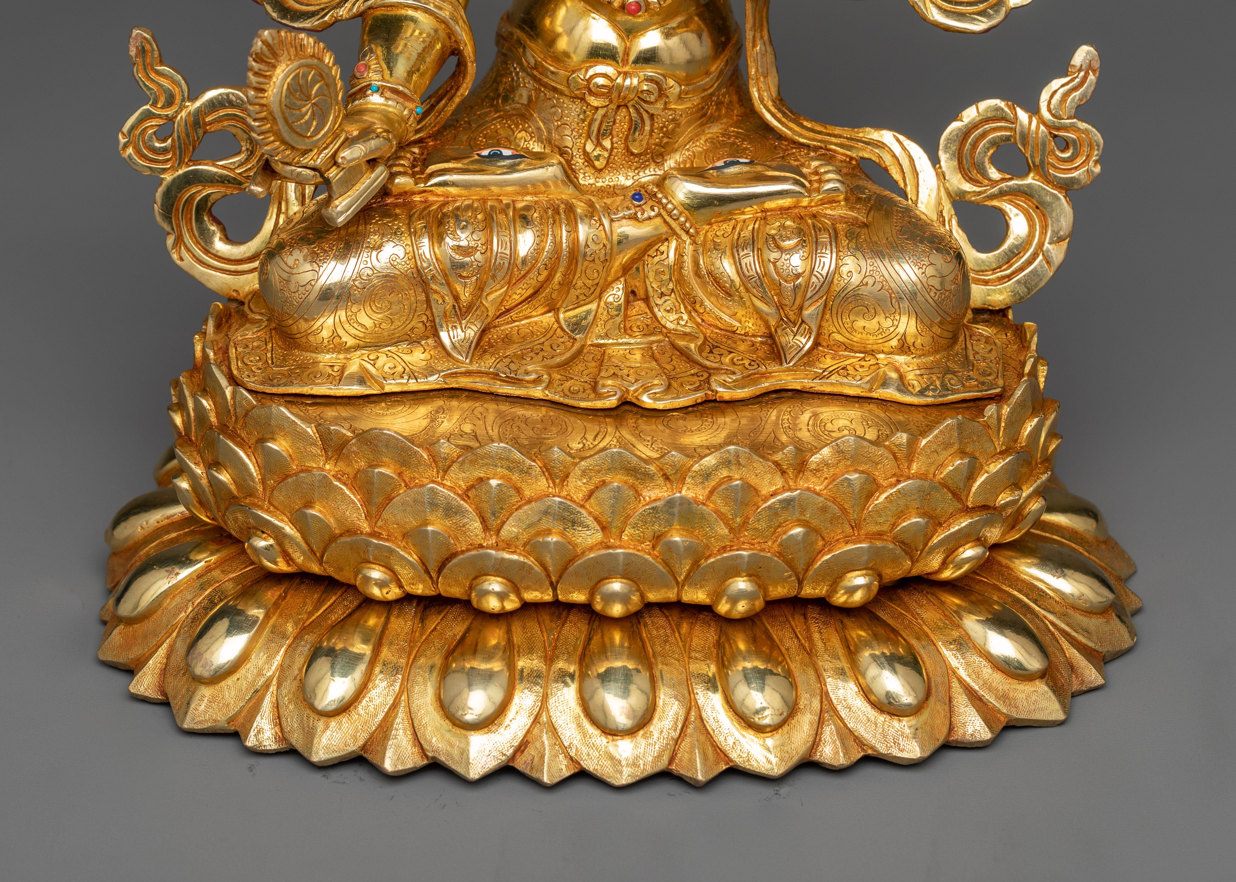 The Chatra Tara "Dukar" Statue | Protector Under the Umbrella