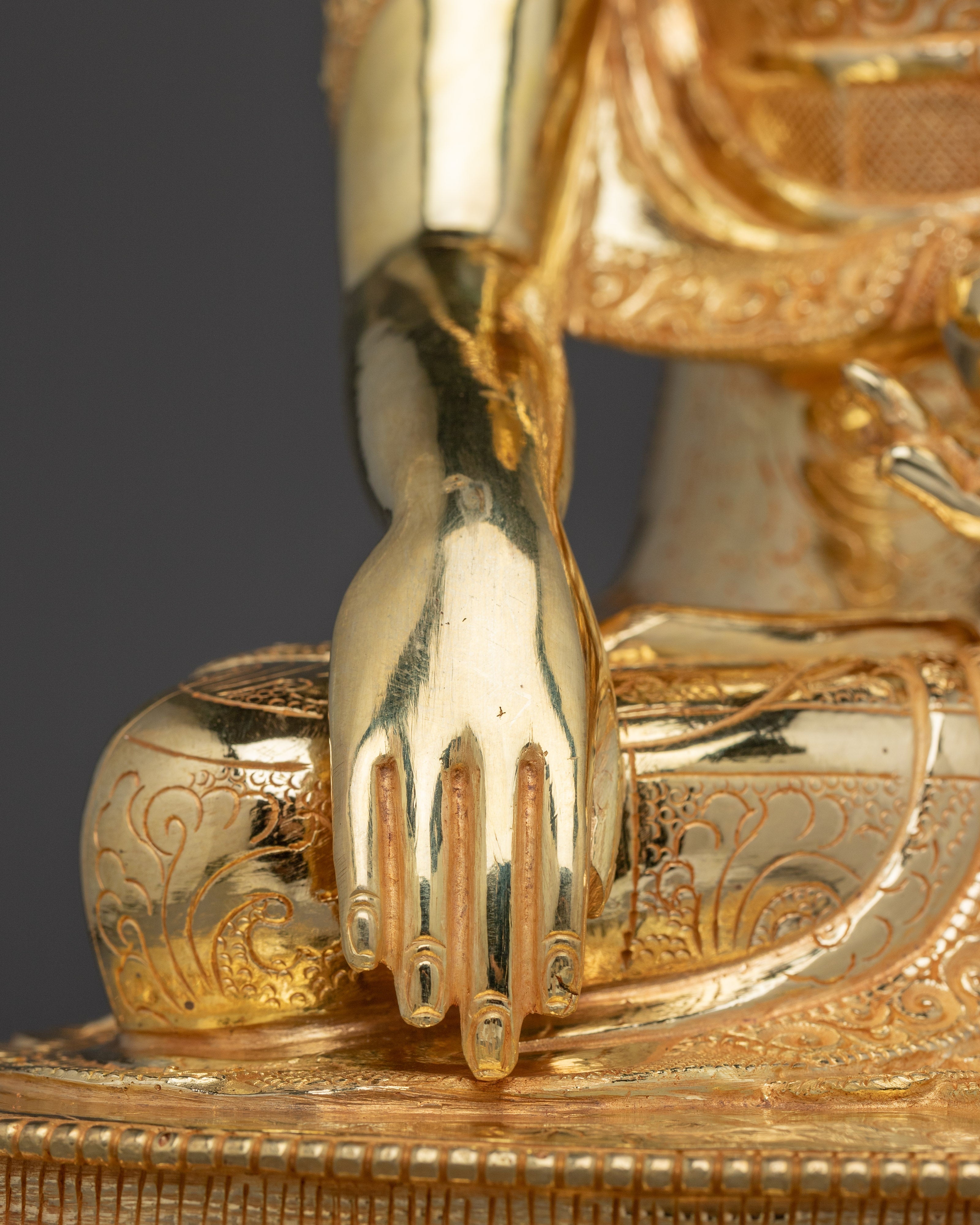 Shakyamuni Buddha Peaceful Copper Artwork | Gautama Buddha Sculpture