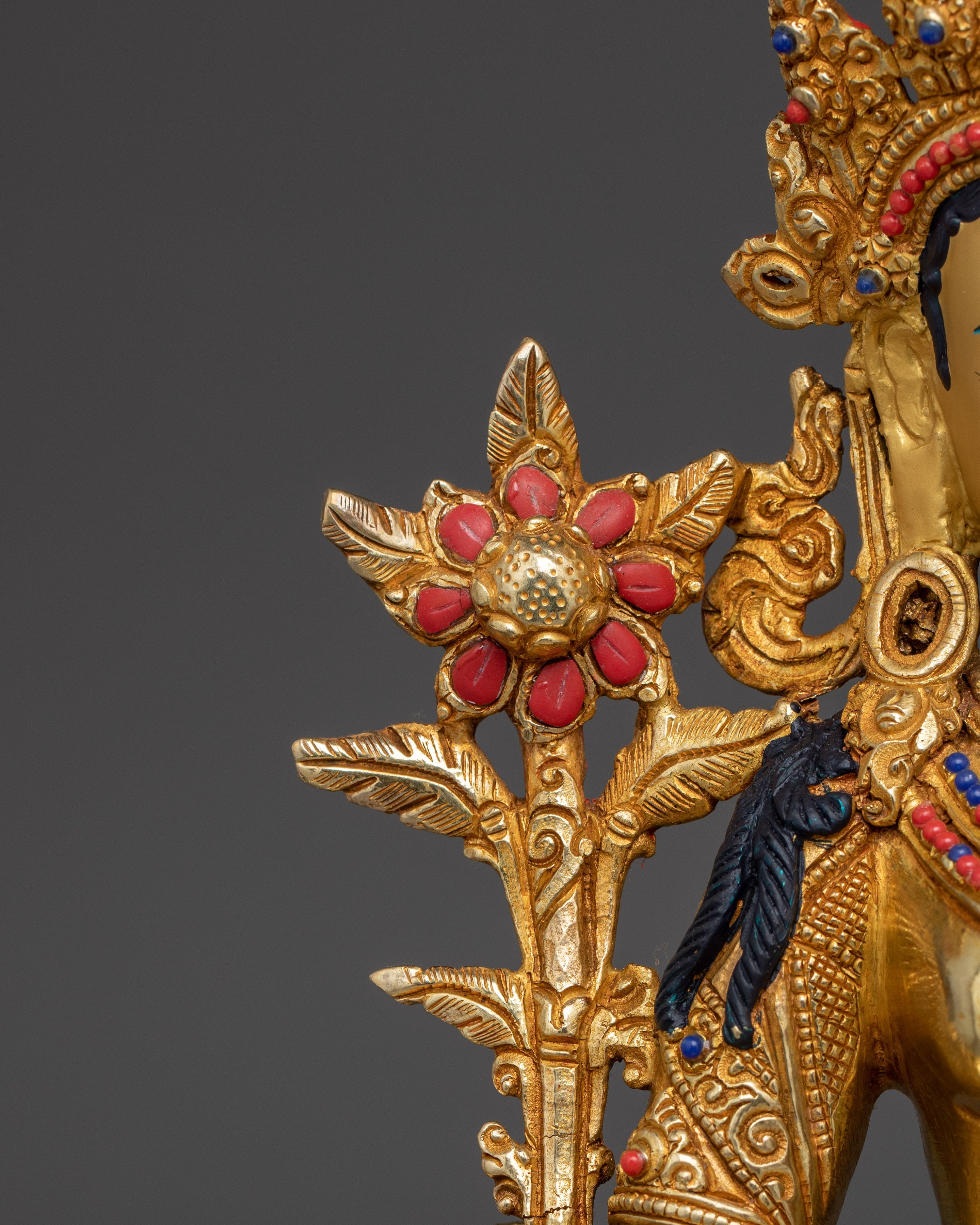 Peaceful Compassion Deity of White Tara | The Bodhisattva of Long Life