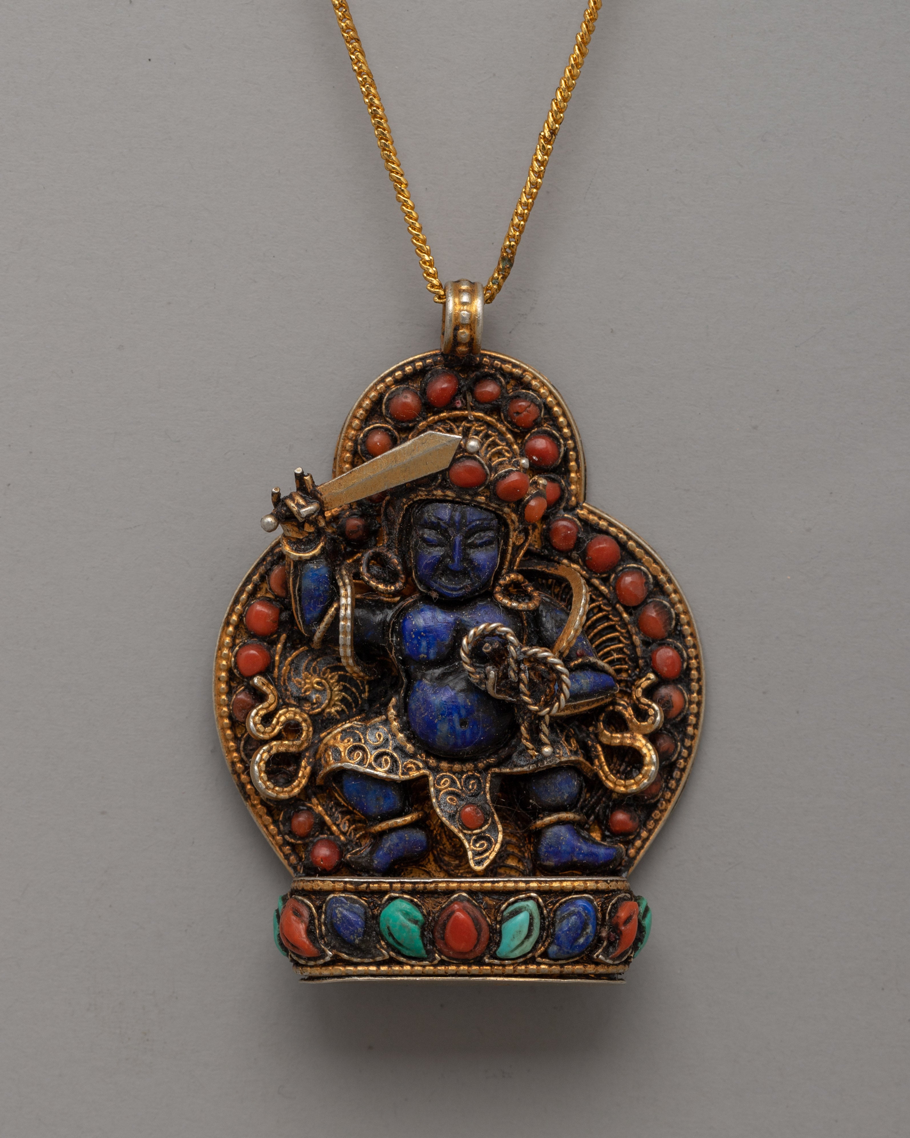 Gold-plated filigree Pendant