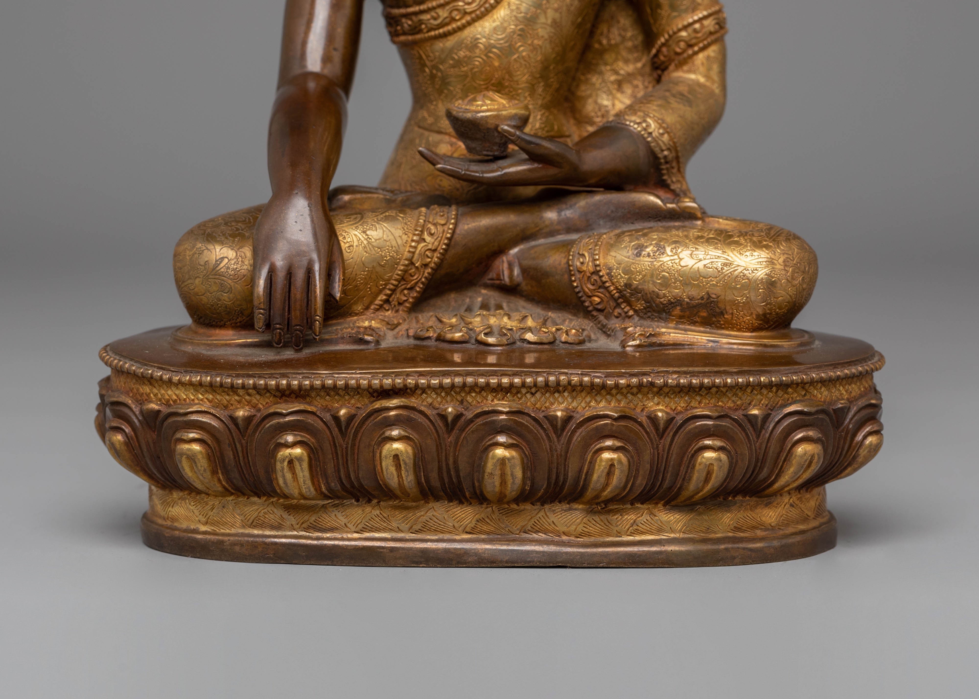 Shakyamuni Buddha Statue of Knowledge and Wisdom