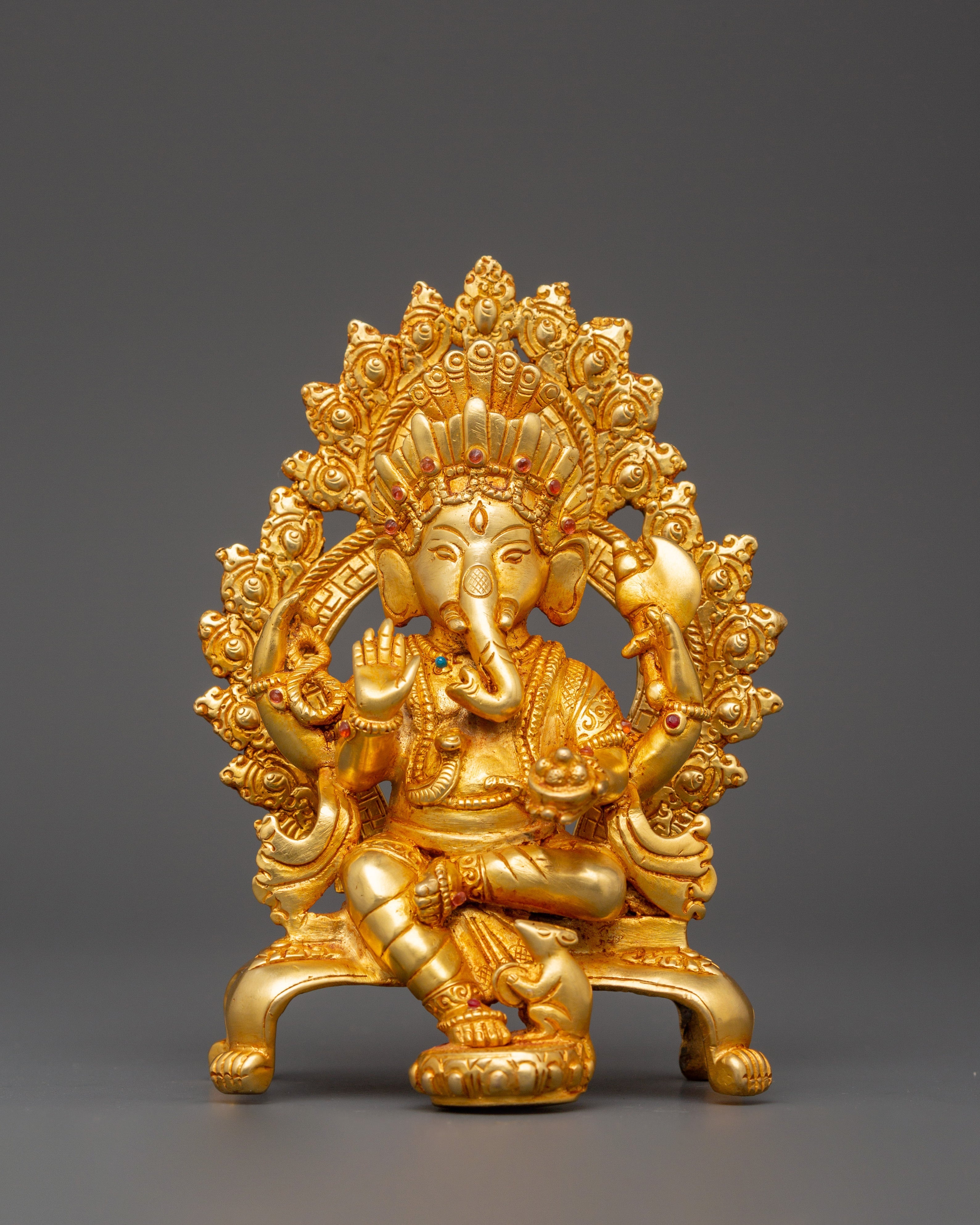 lord-ganesha-hindu-deity-statue