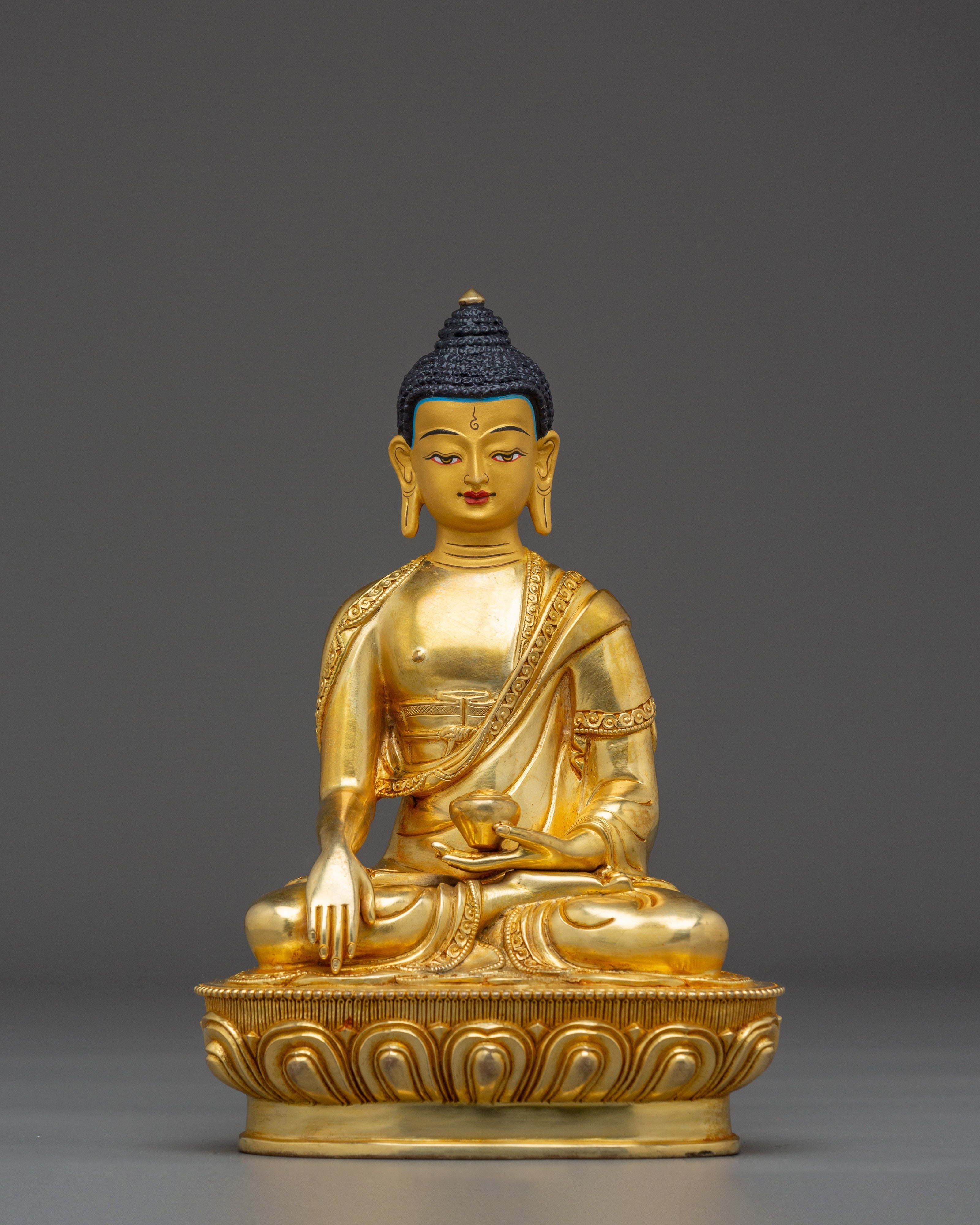 Golden Shakyamuni Buddha Sculpture