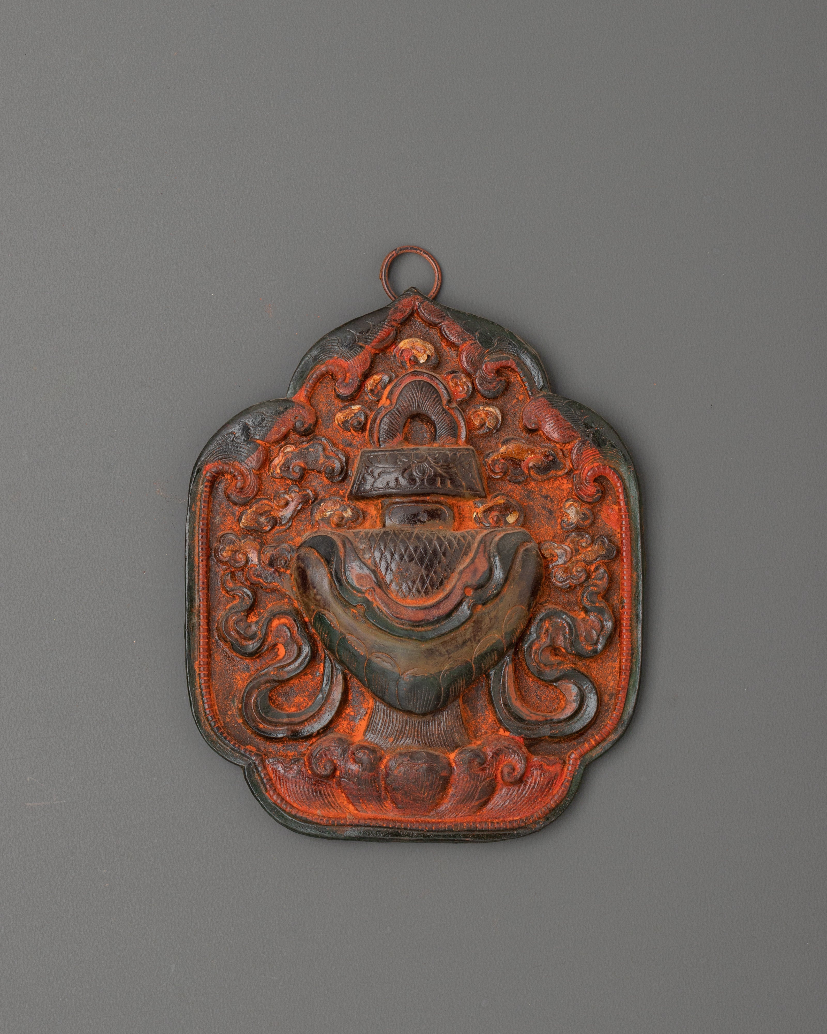 Treasure Vase Symbol Wall Hanging