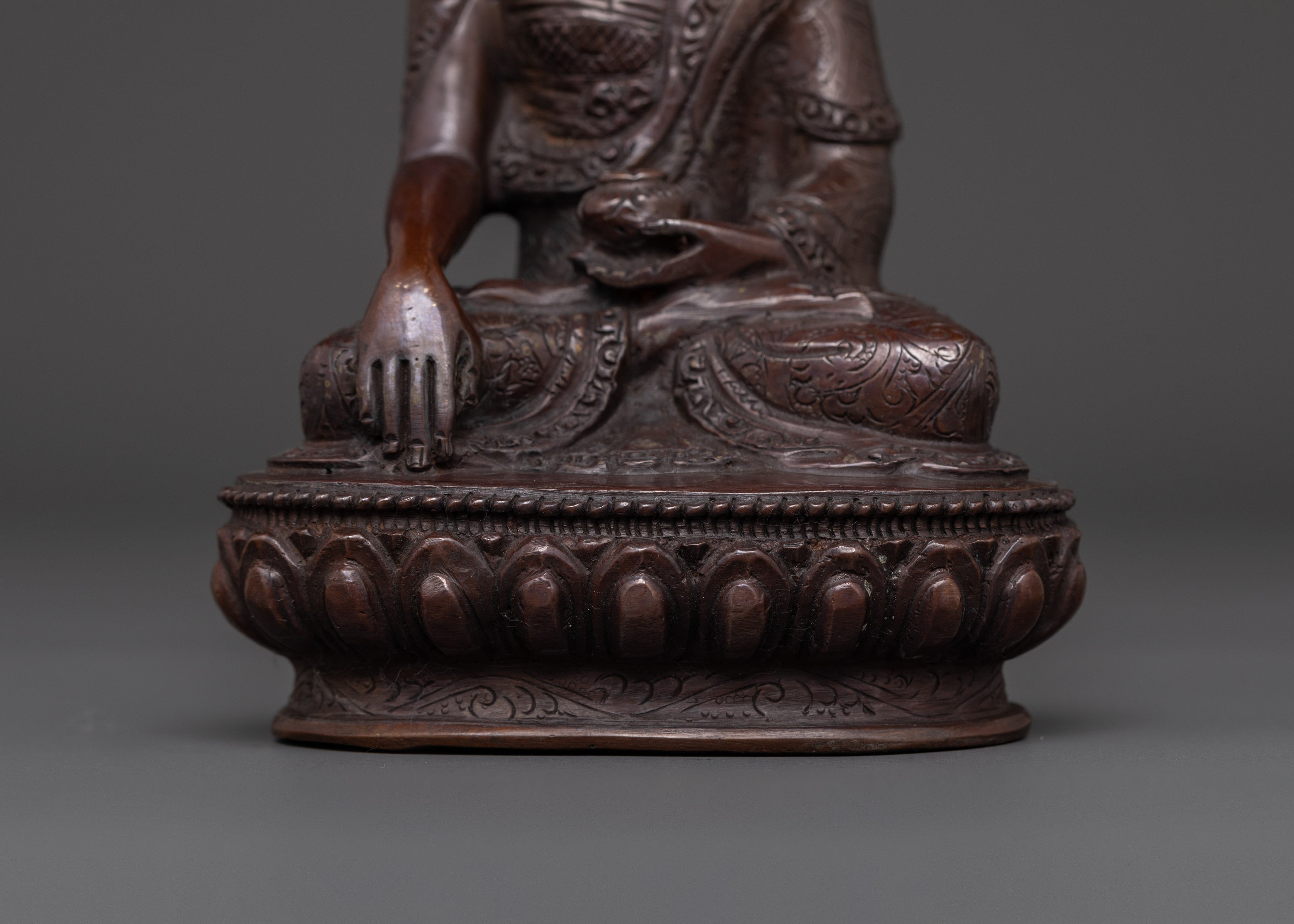 Shakyamuni Buddha Handmade Statue | The Enlightened One