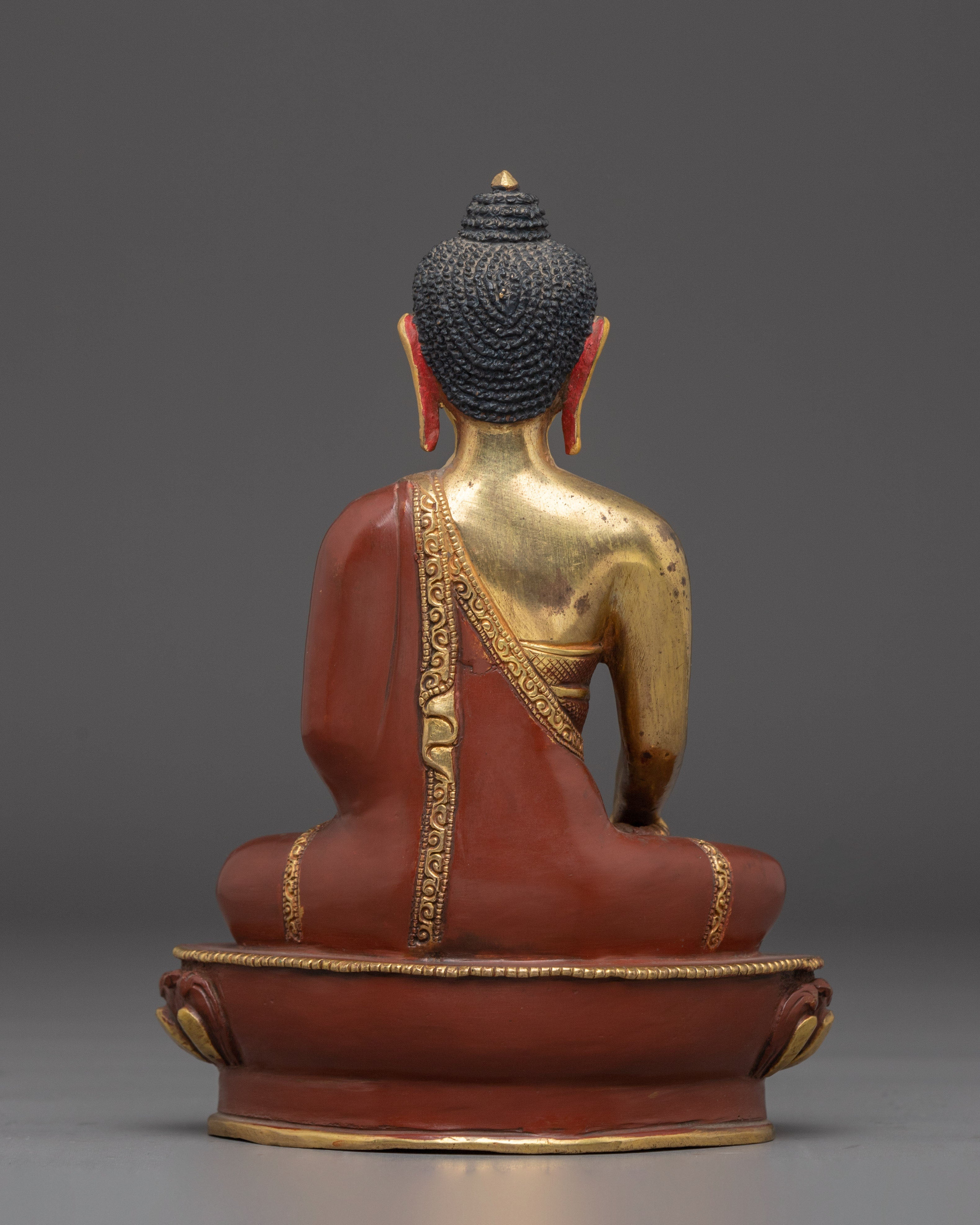 Shakyamuni Buddha Statue: Path to Enlightenment