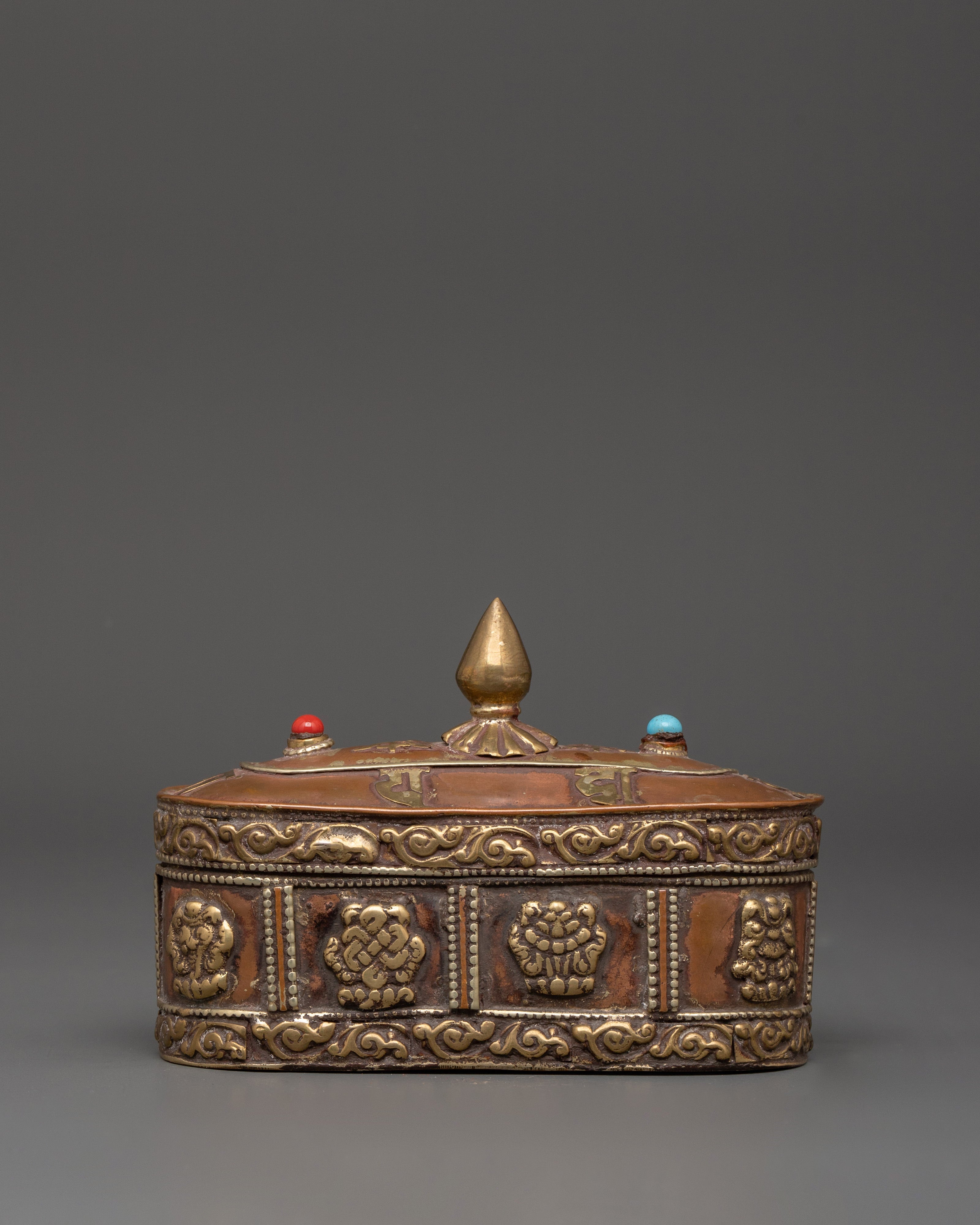 incense-burner-with-floral-carvings