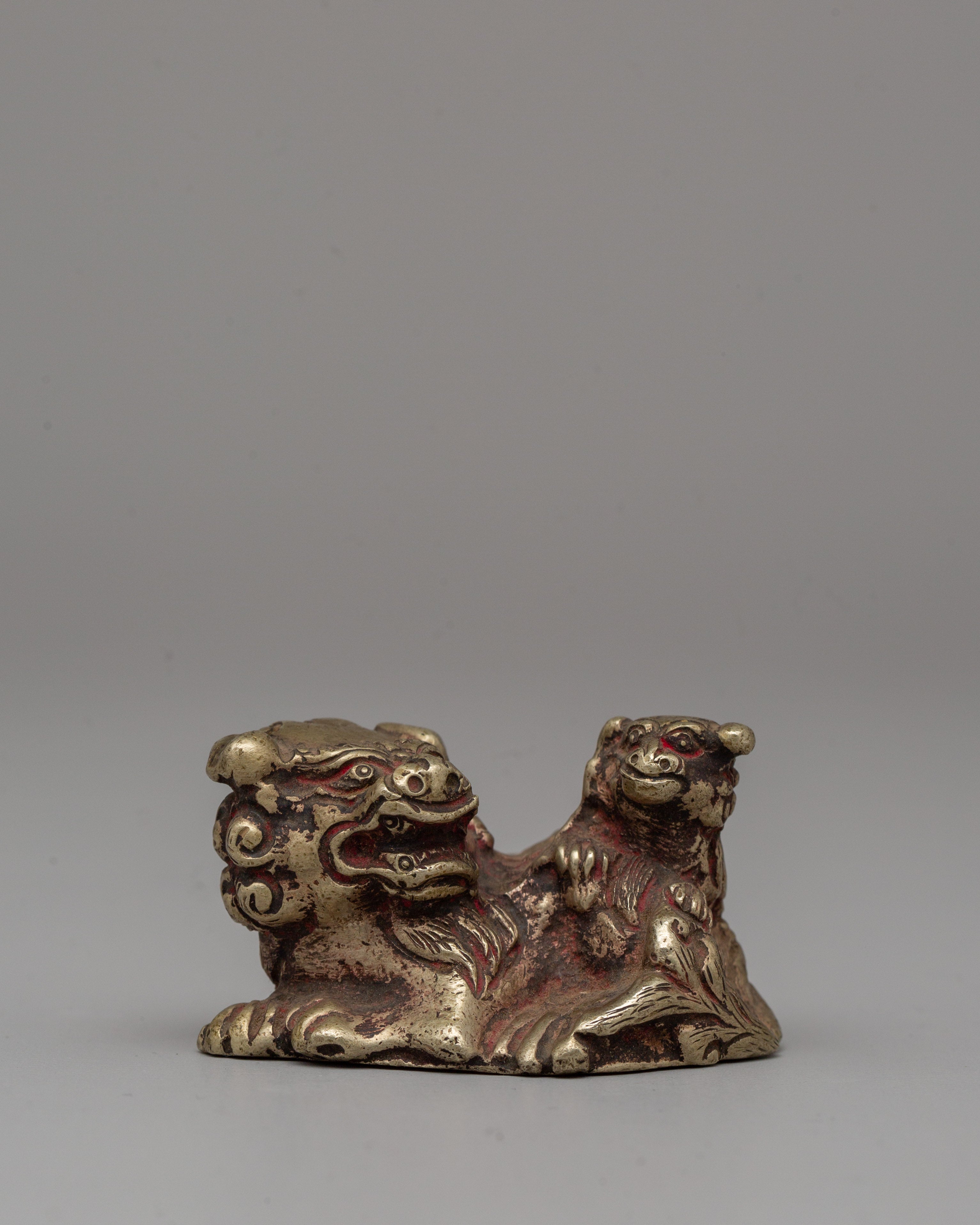 White Metal Lion Statue