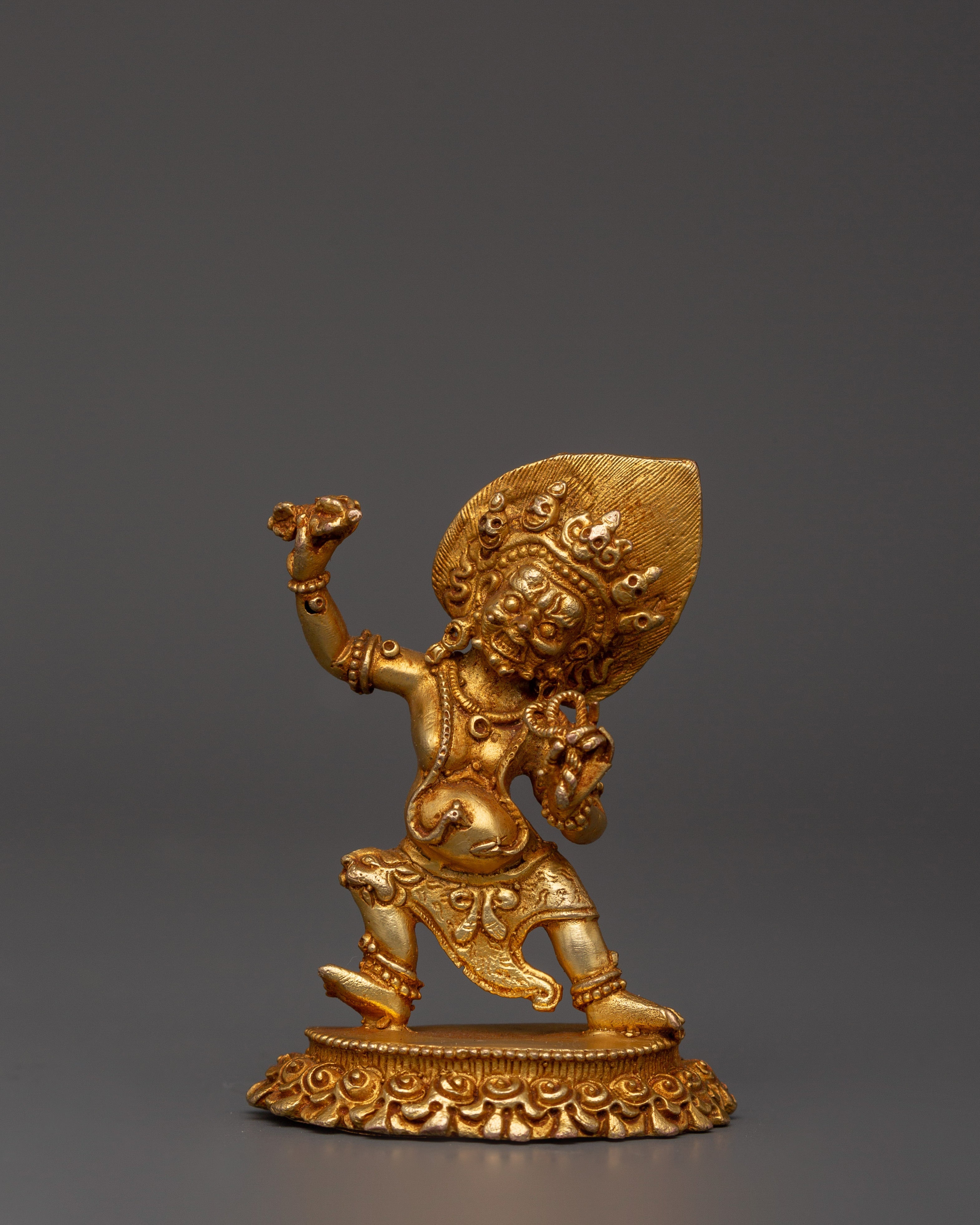 Gold-plated copper Vajrapani statue | Sacred Buddhist Decor