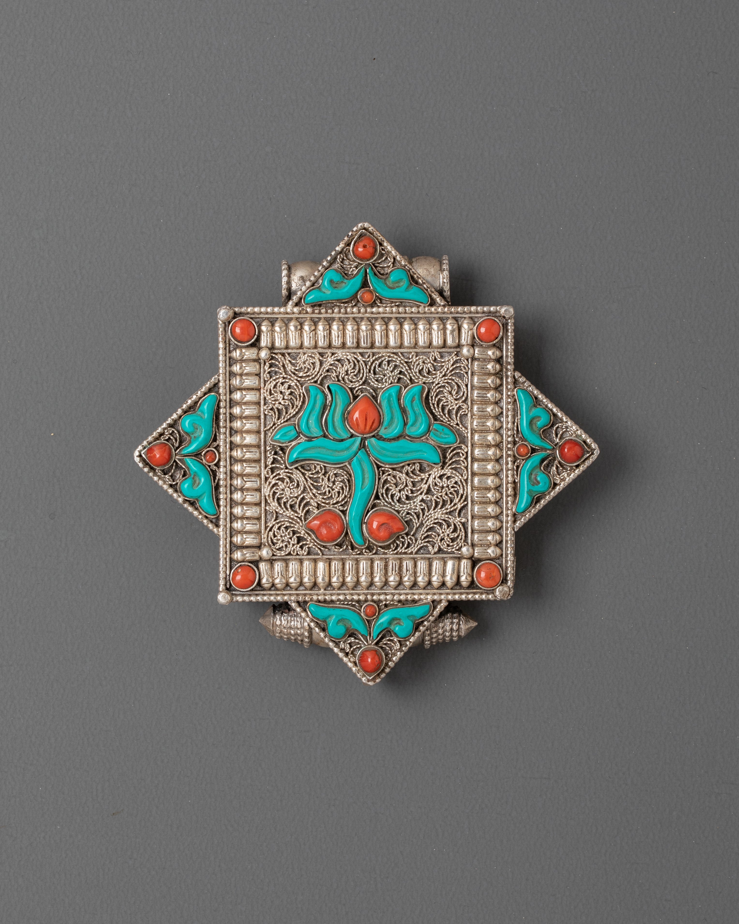 Ghau Box Locet with Lotus Design