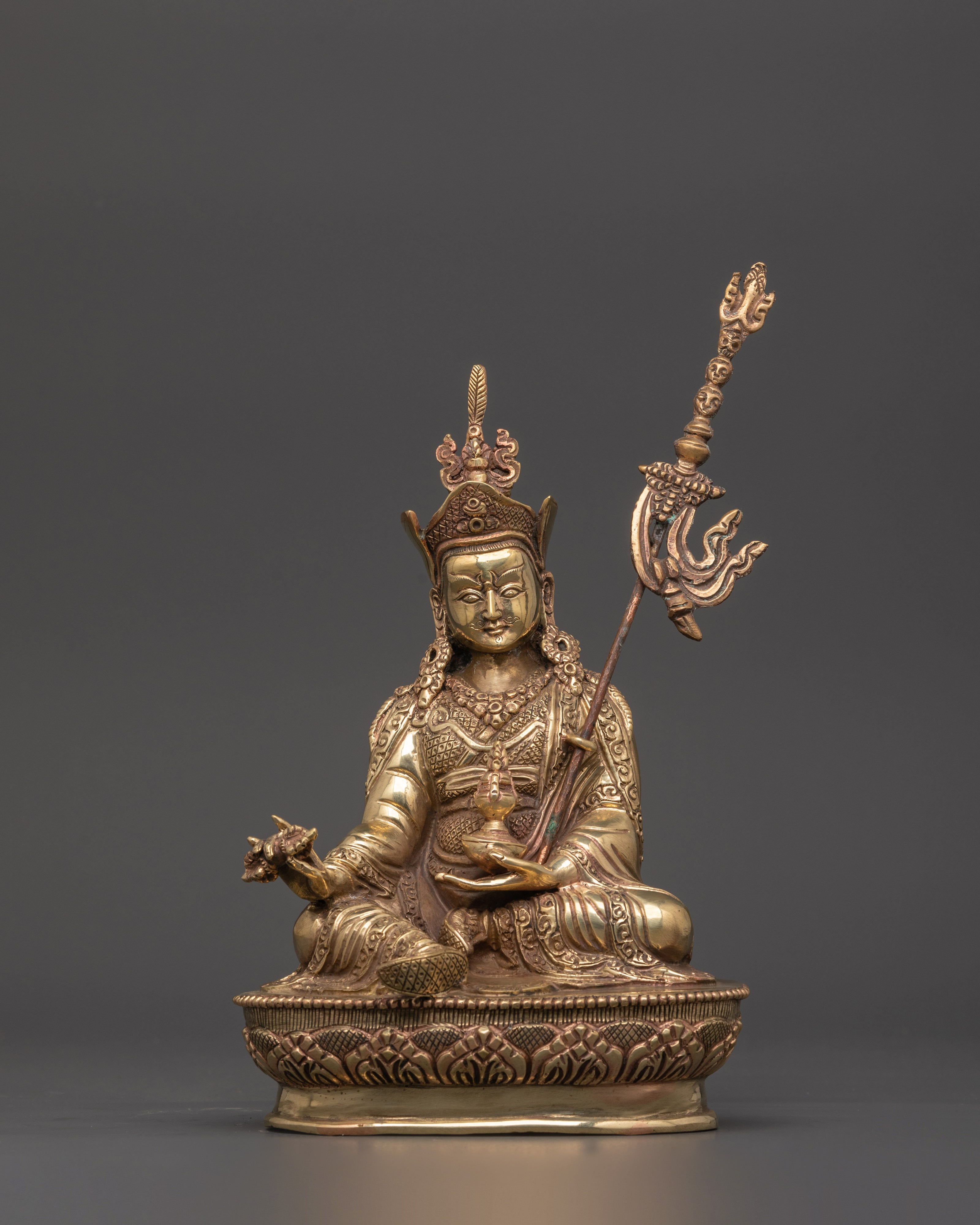 guru-rinpoche-buddhist-tantric-deity