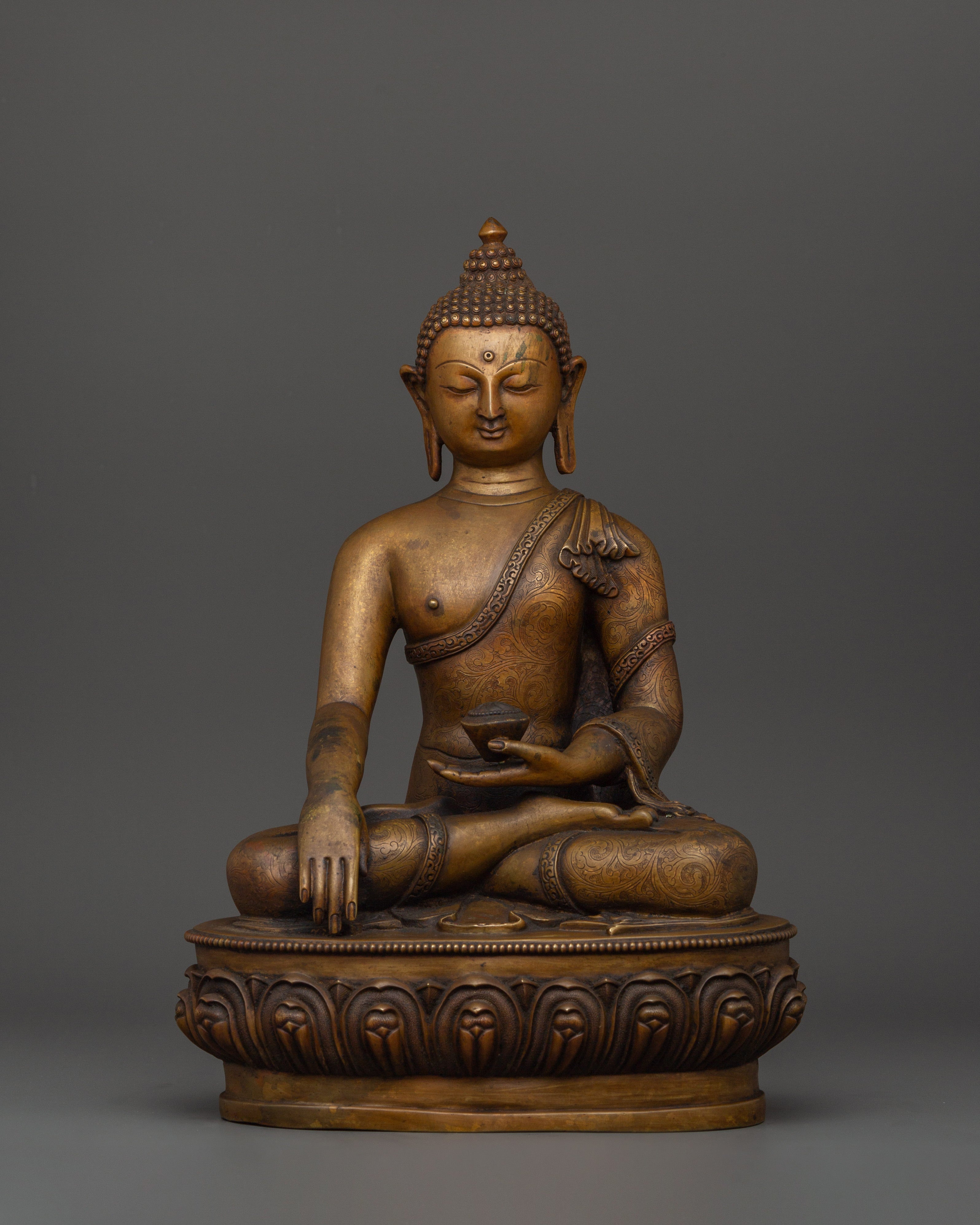 Shakyamuni Buddha Statue in Copper