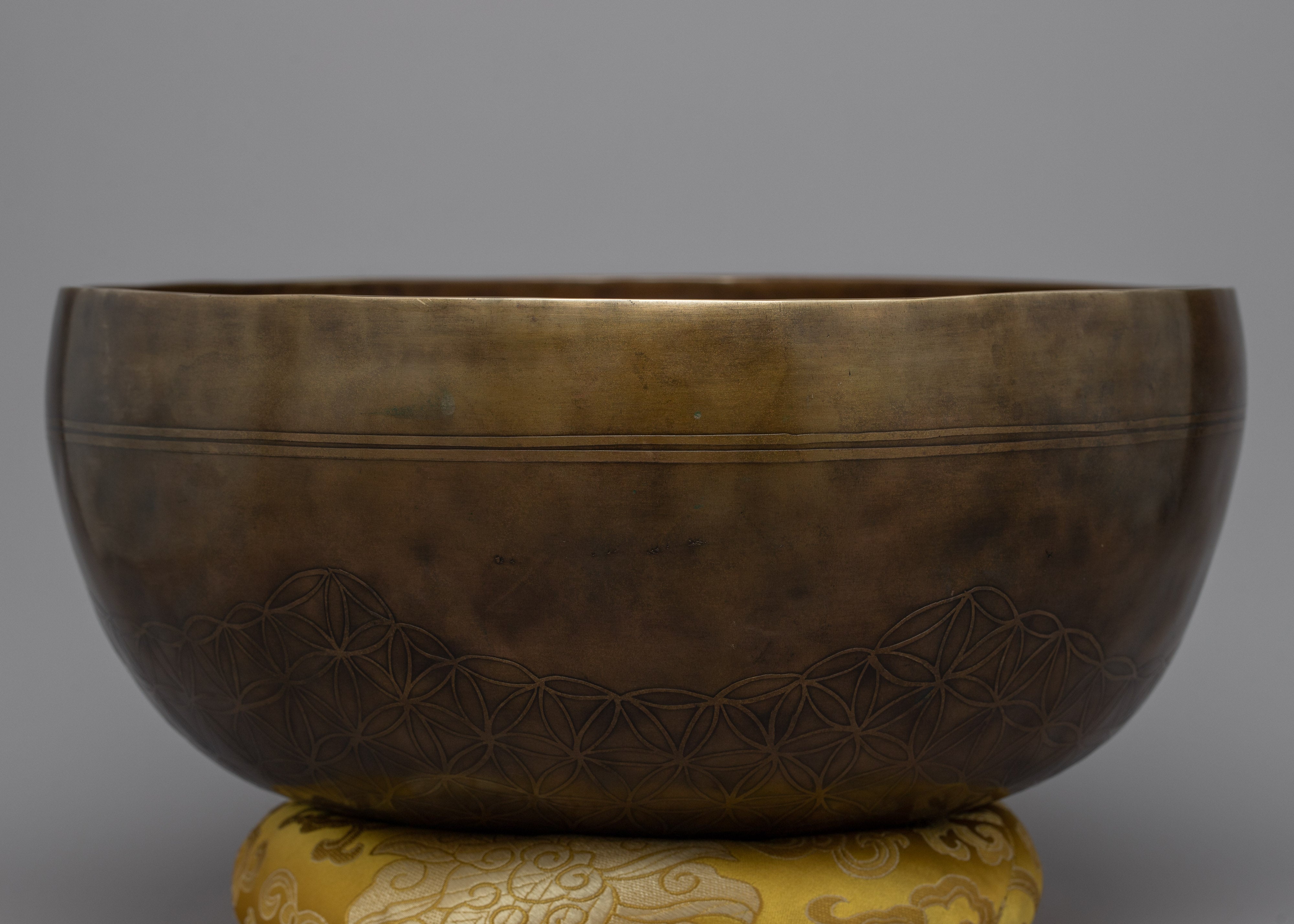 Sound Healing Singing Bowl | Dive Deep into Sound Healing & Relaxation