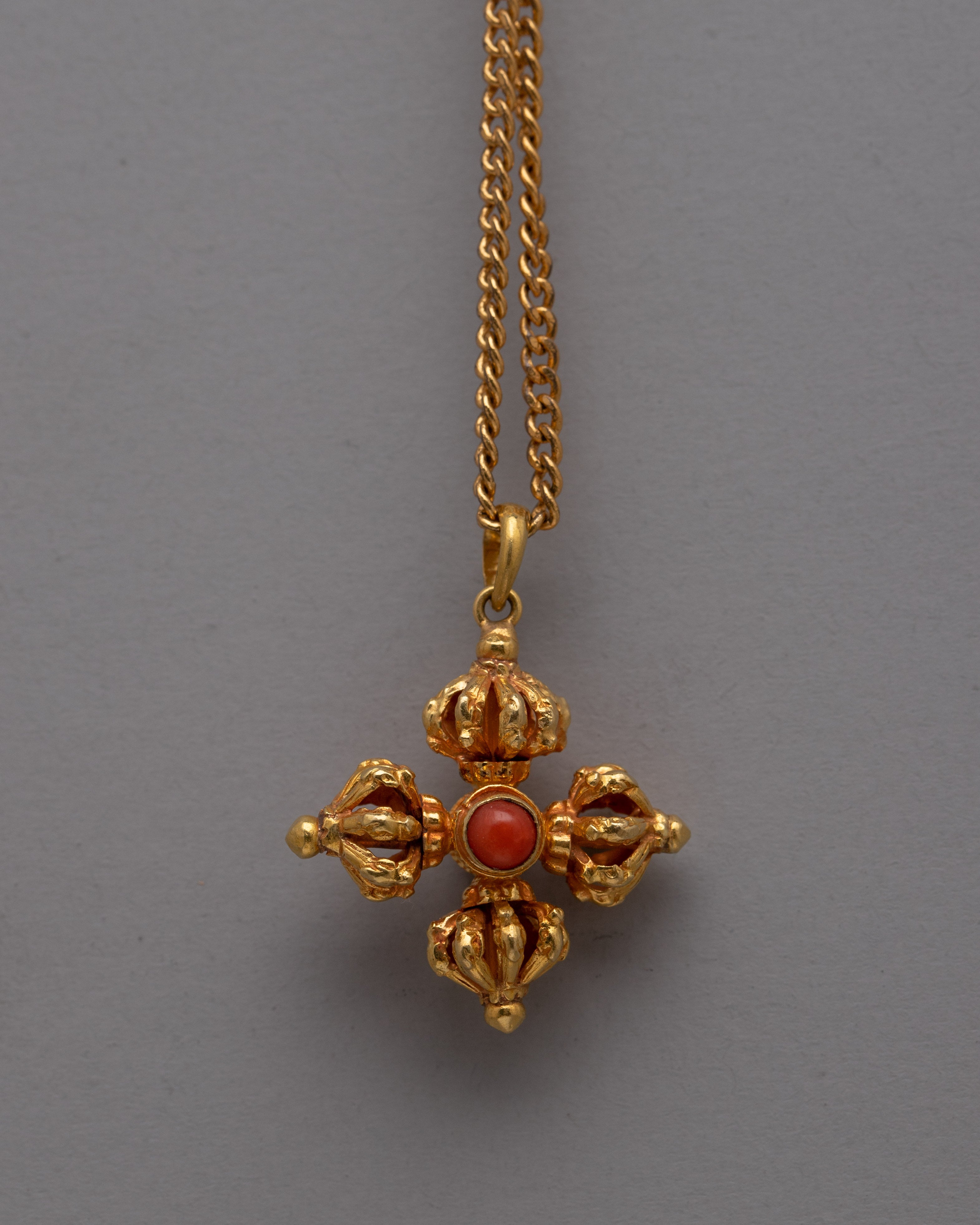 Elegant Vishwa Vajra gold locket