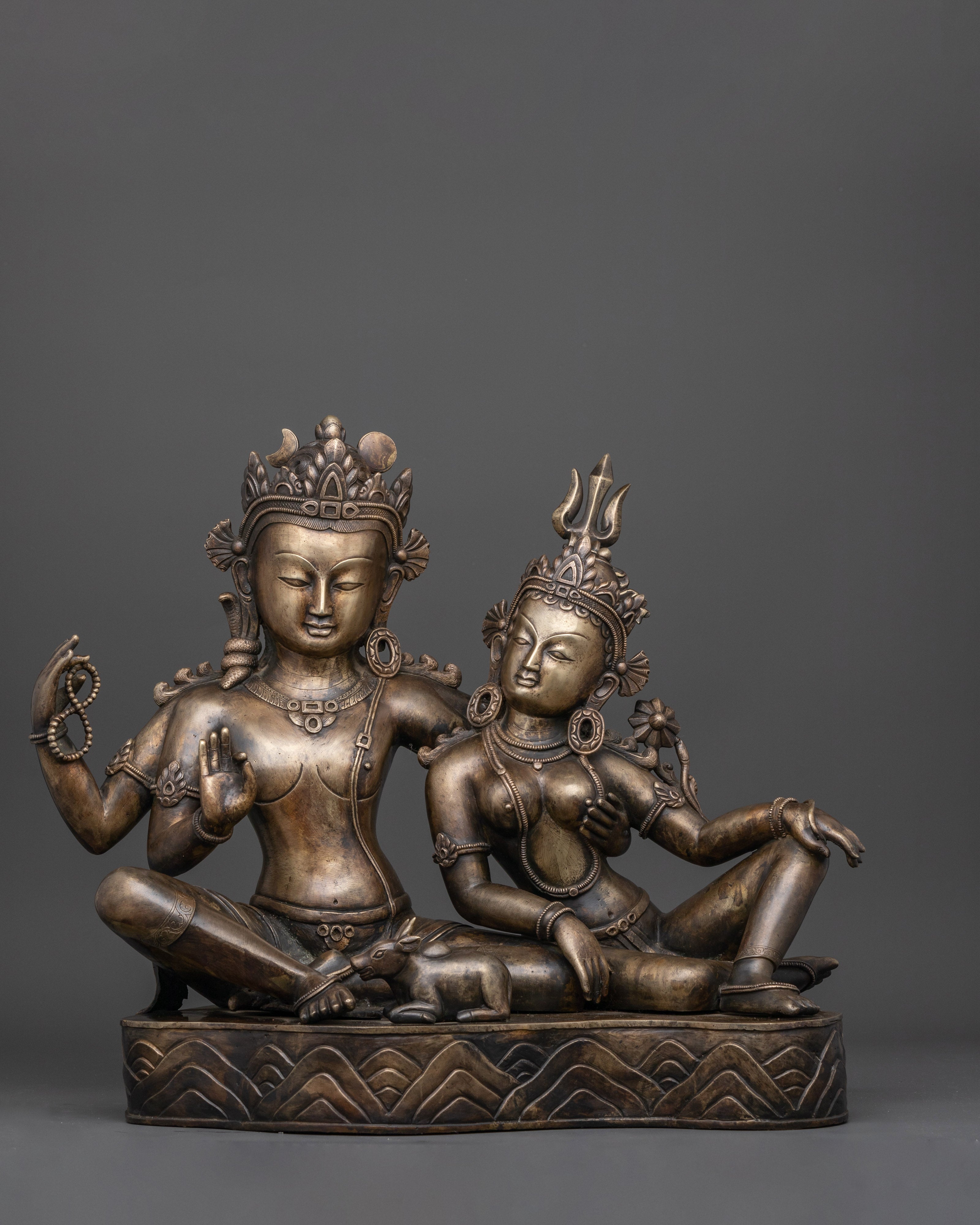 Lord Shiv and Parvati Statue