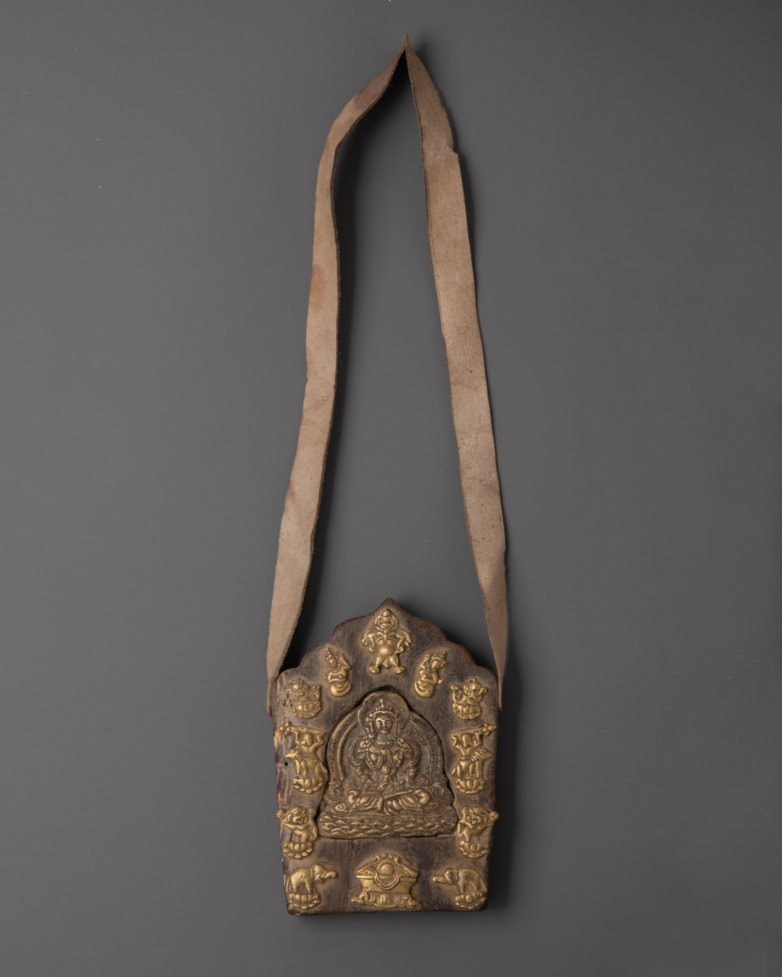 Tibetan wood ghau box