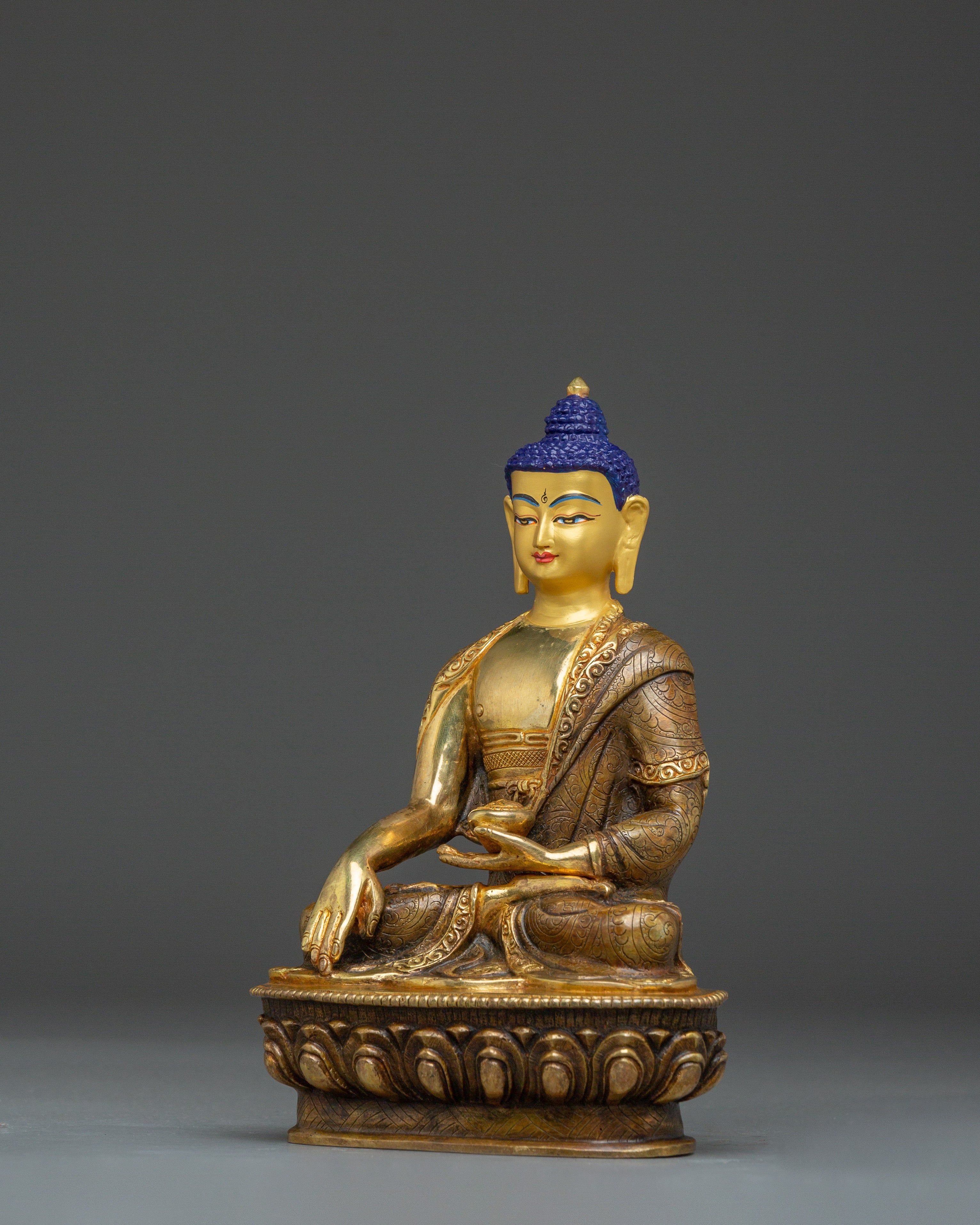 Tranquil Gautama Buddha Artwork | The Founder of Buddhism