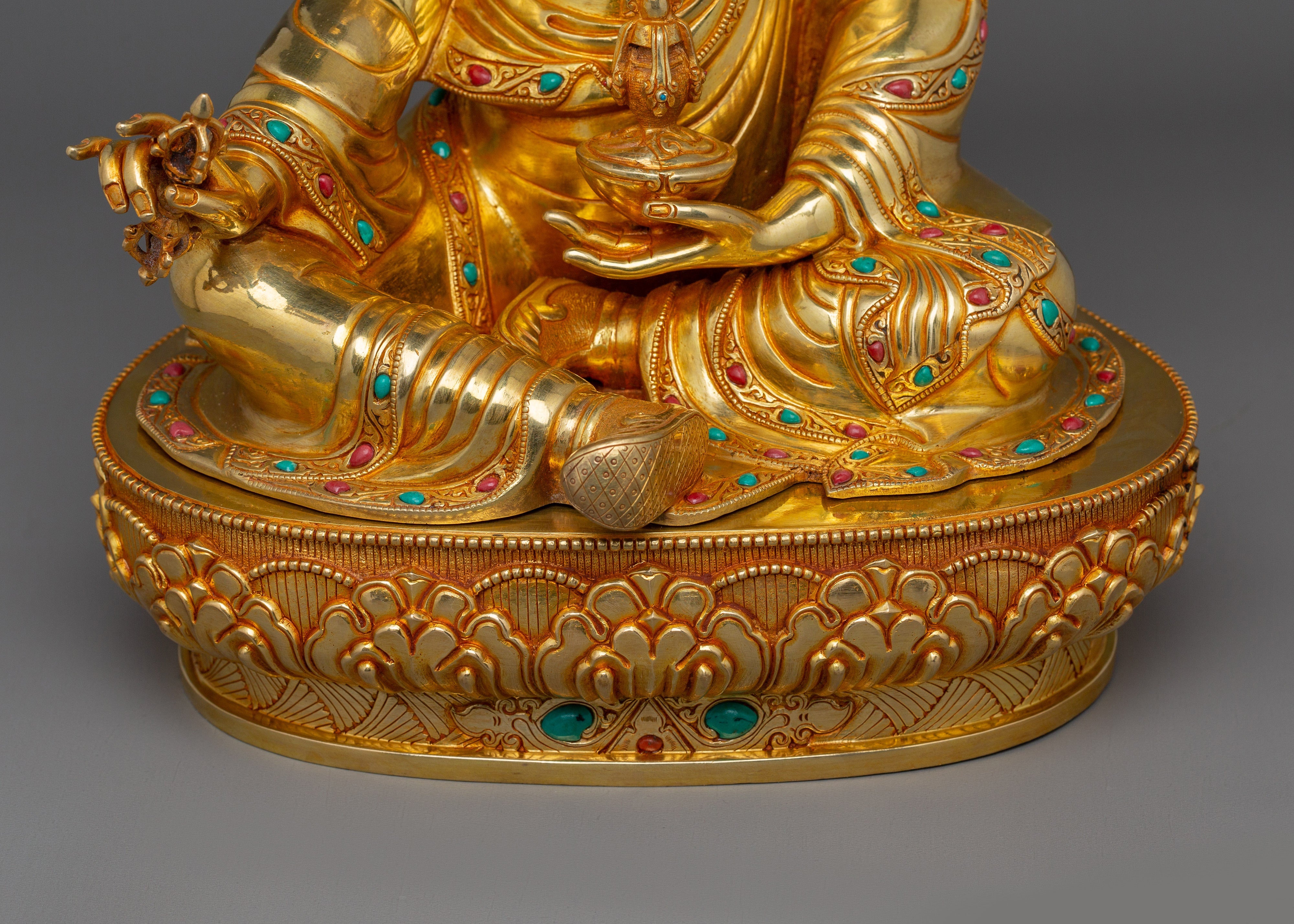 Padmasambhava Deity Guru Rinpoche | The Precious Master of Tibet