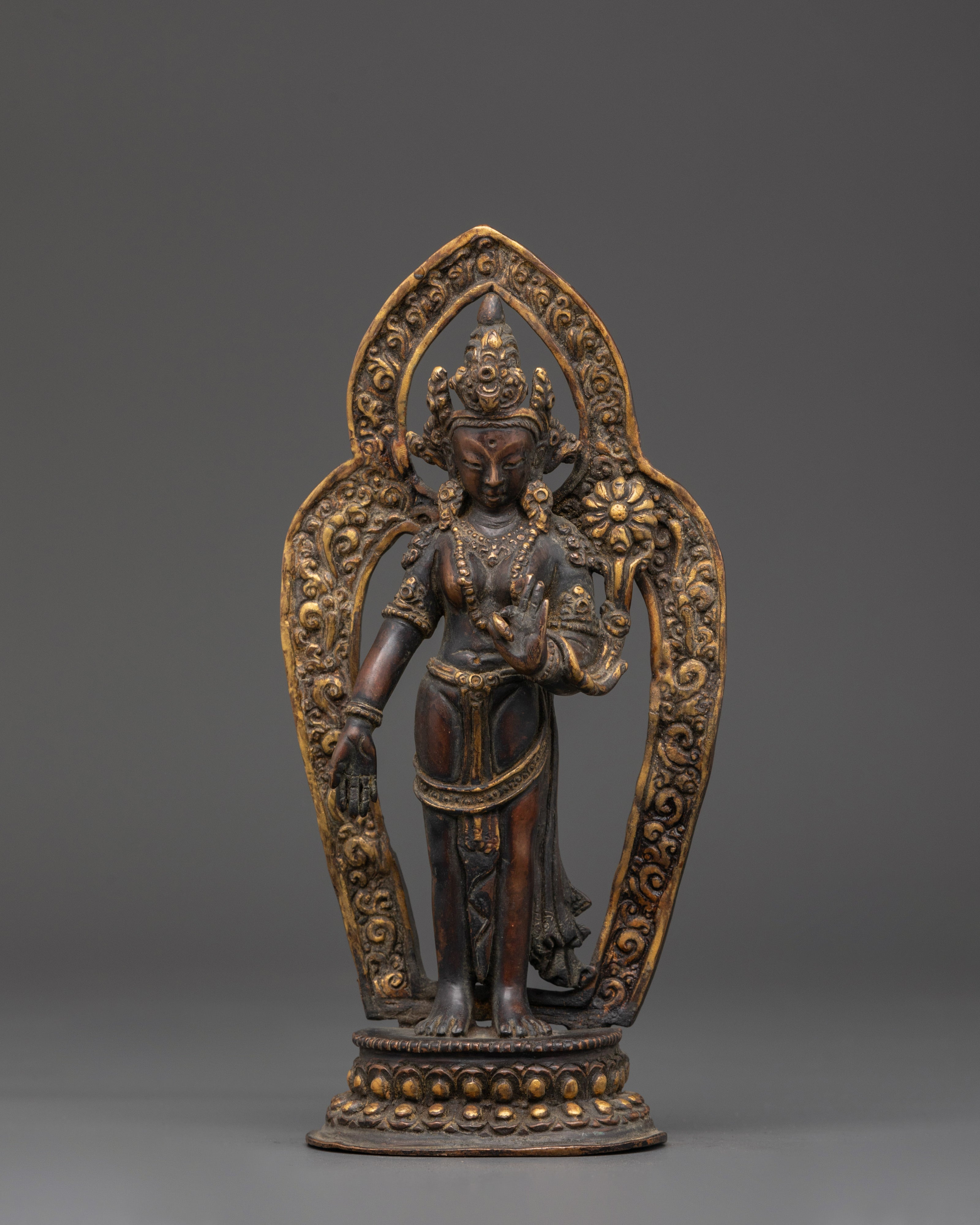 statue-of-standing-green-tara