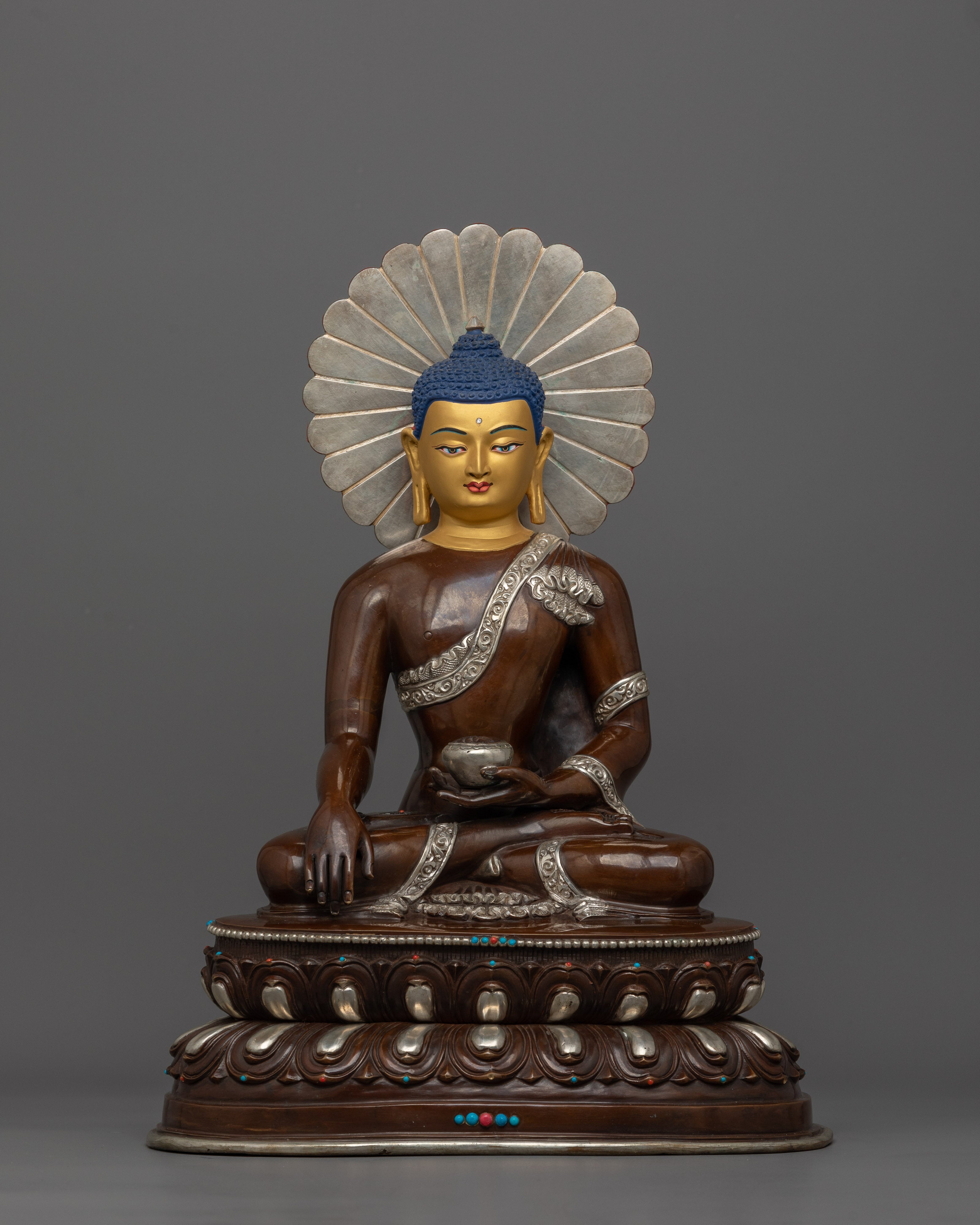 shakyamuni-buddha-shakyamuni-buddha-with-silver-halo