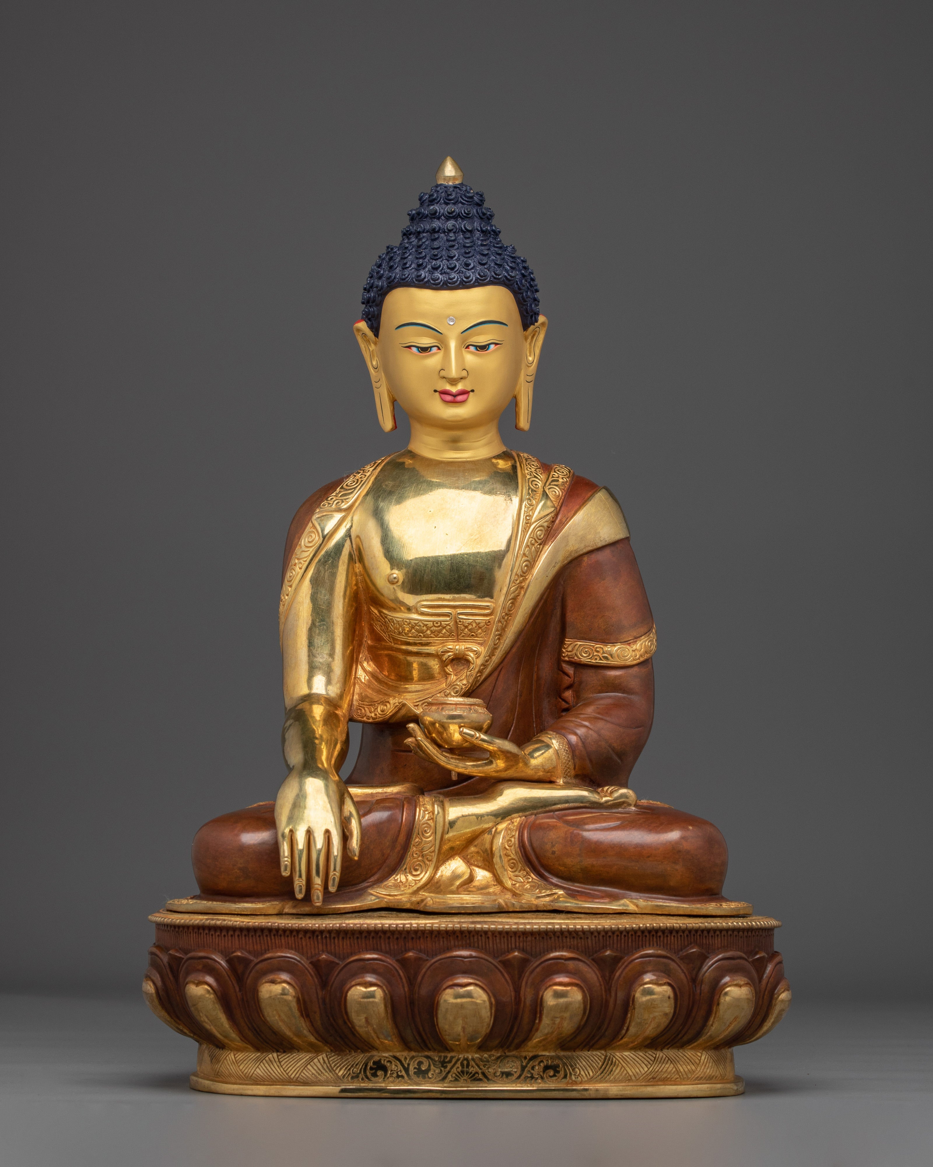 Peaceful Shakyamuni Buddha Golden Art