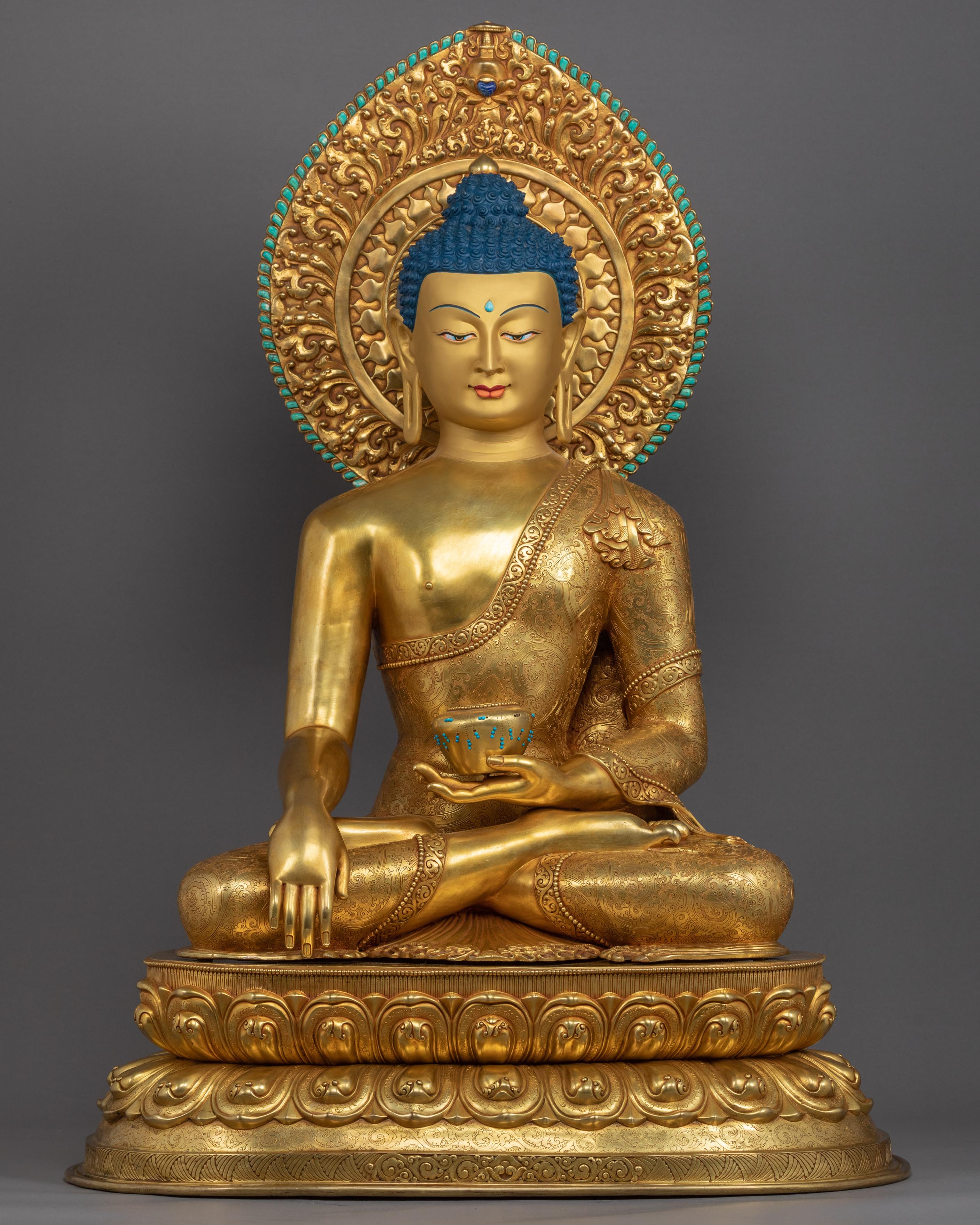 Ancient Shakyamuni Buddha Statue