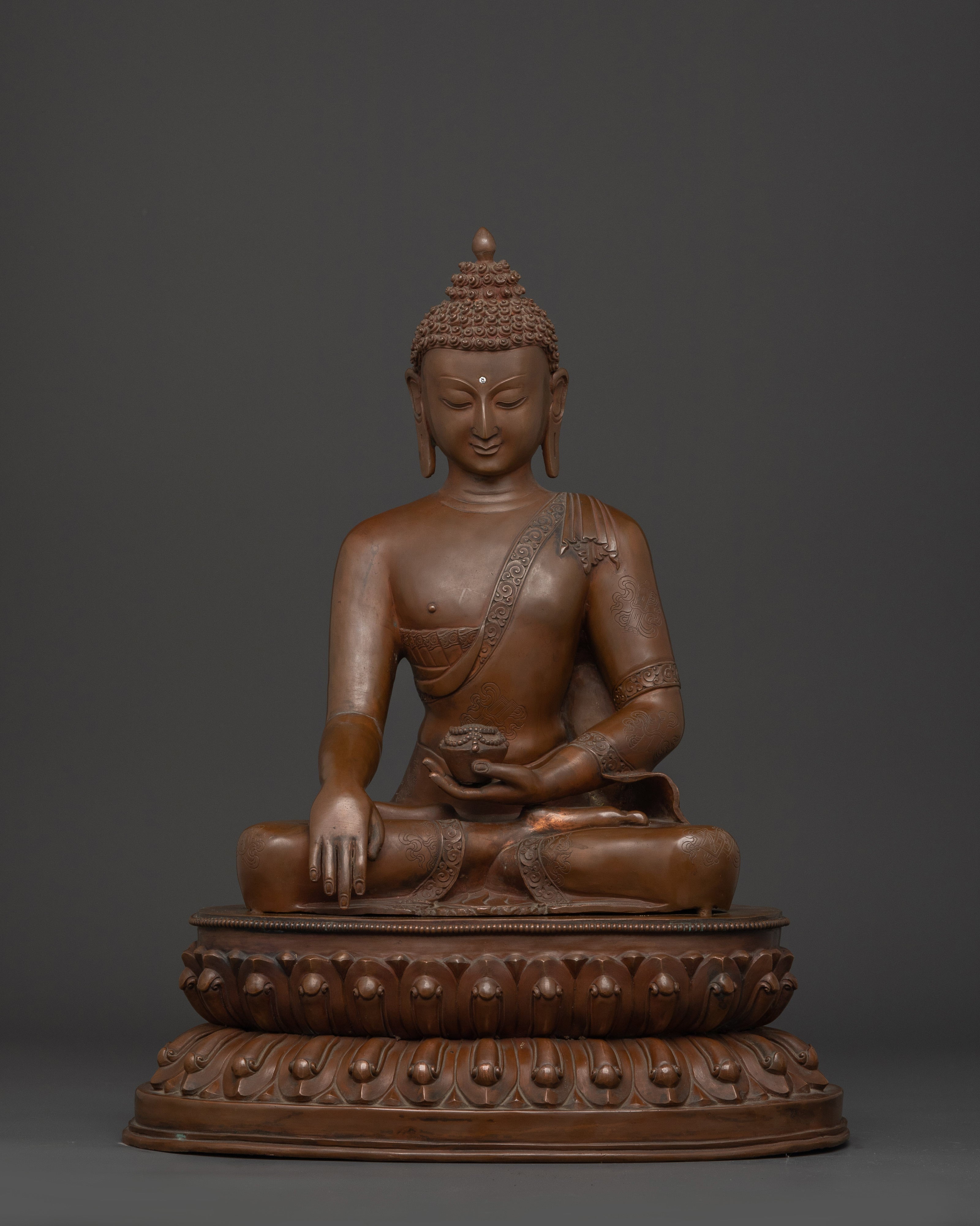 Large Tibetan Shakyamuni Buddha Sculpture