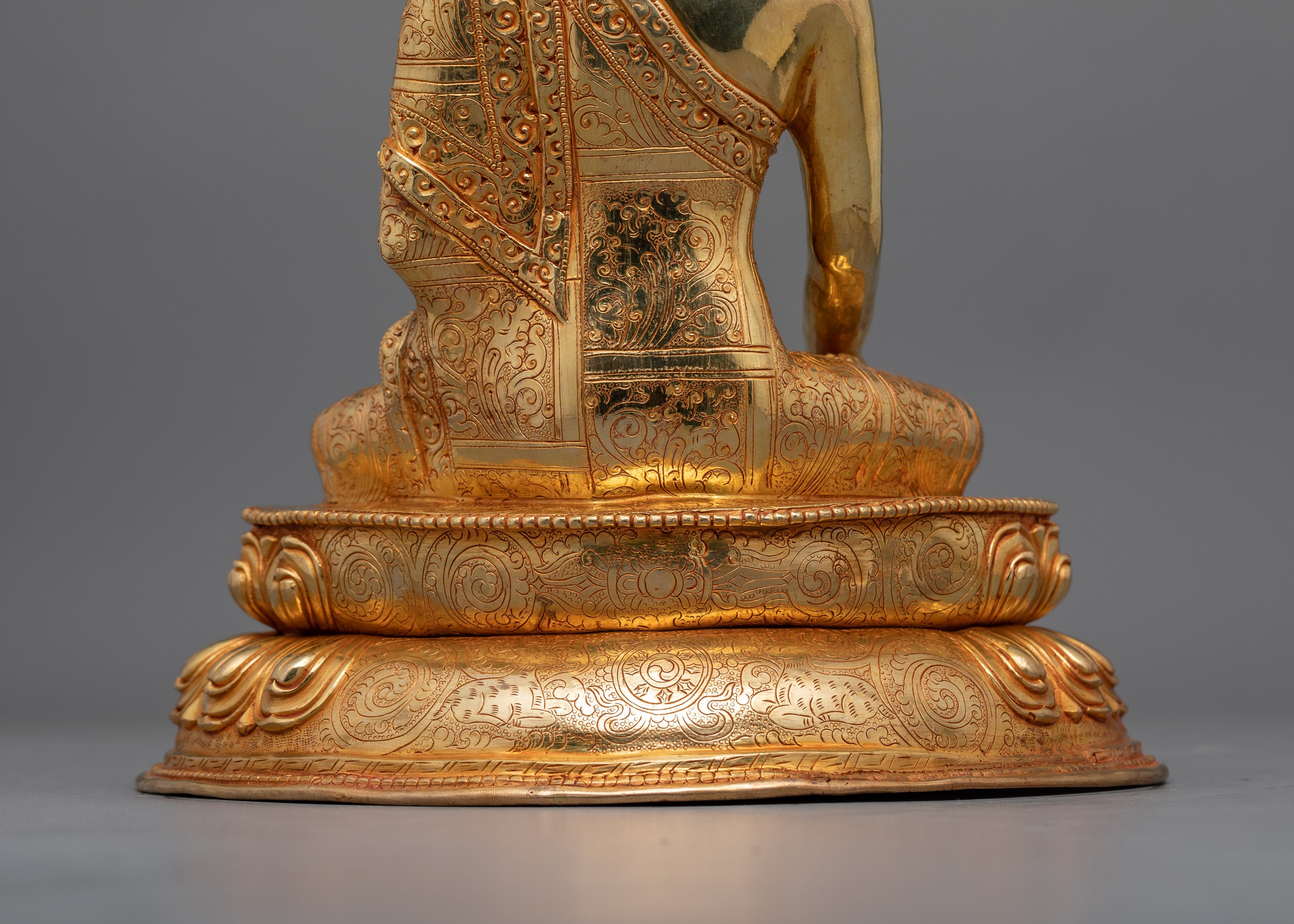 The buddha of The Shakyas (Shakyamuni Buddha) | A Symbol of Enlightenment and Peace