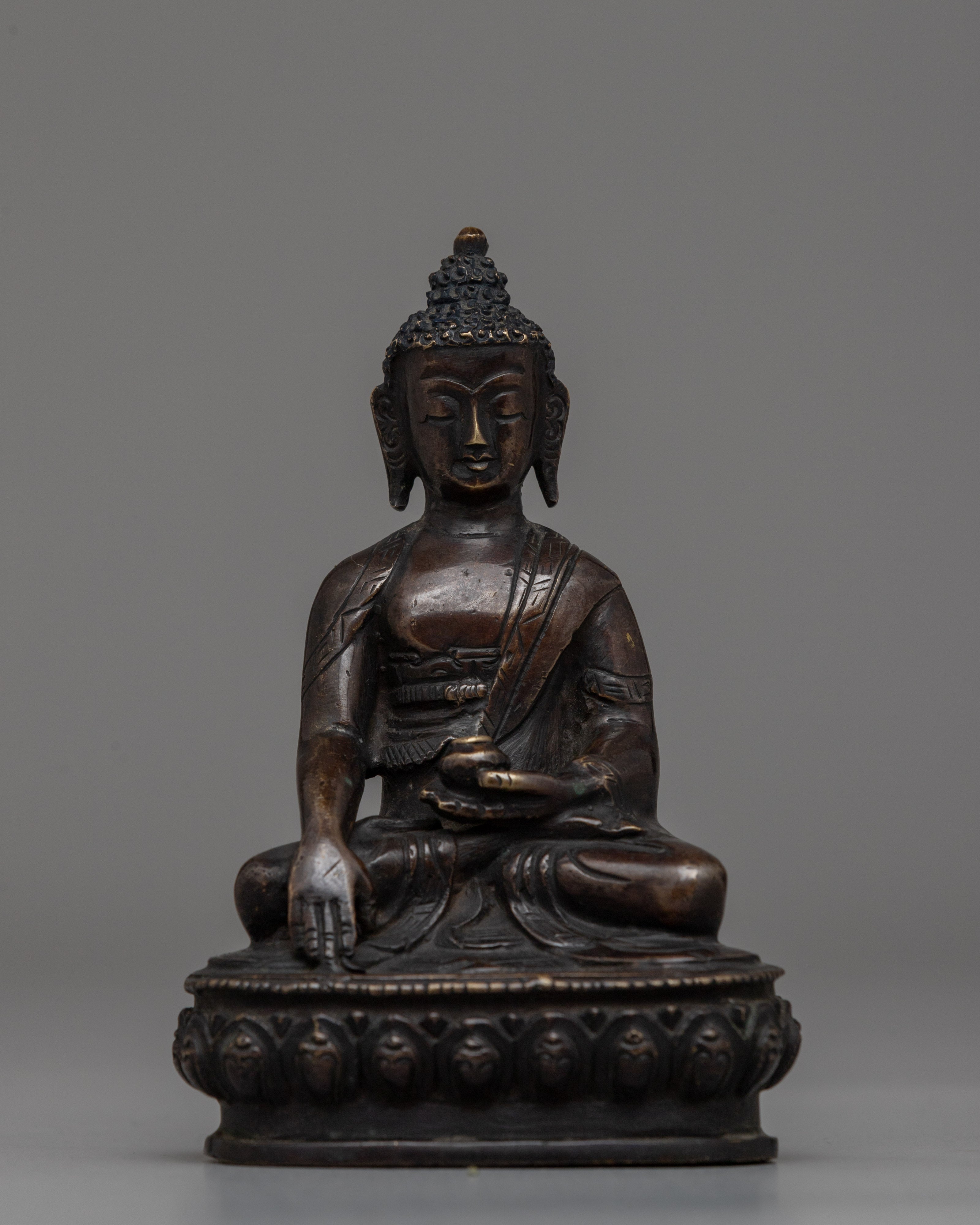 Oxidized copper Shakyamuni Buddha Statue