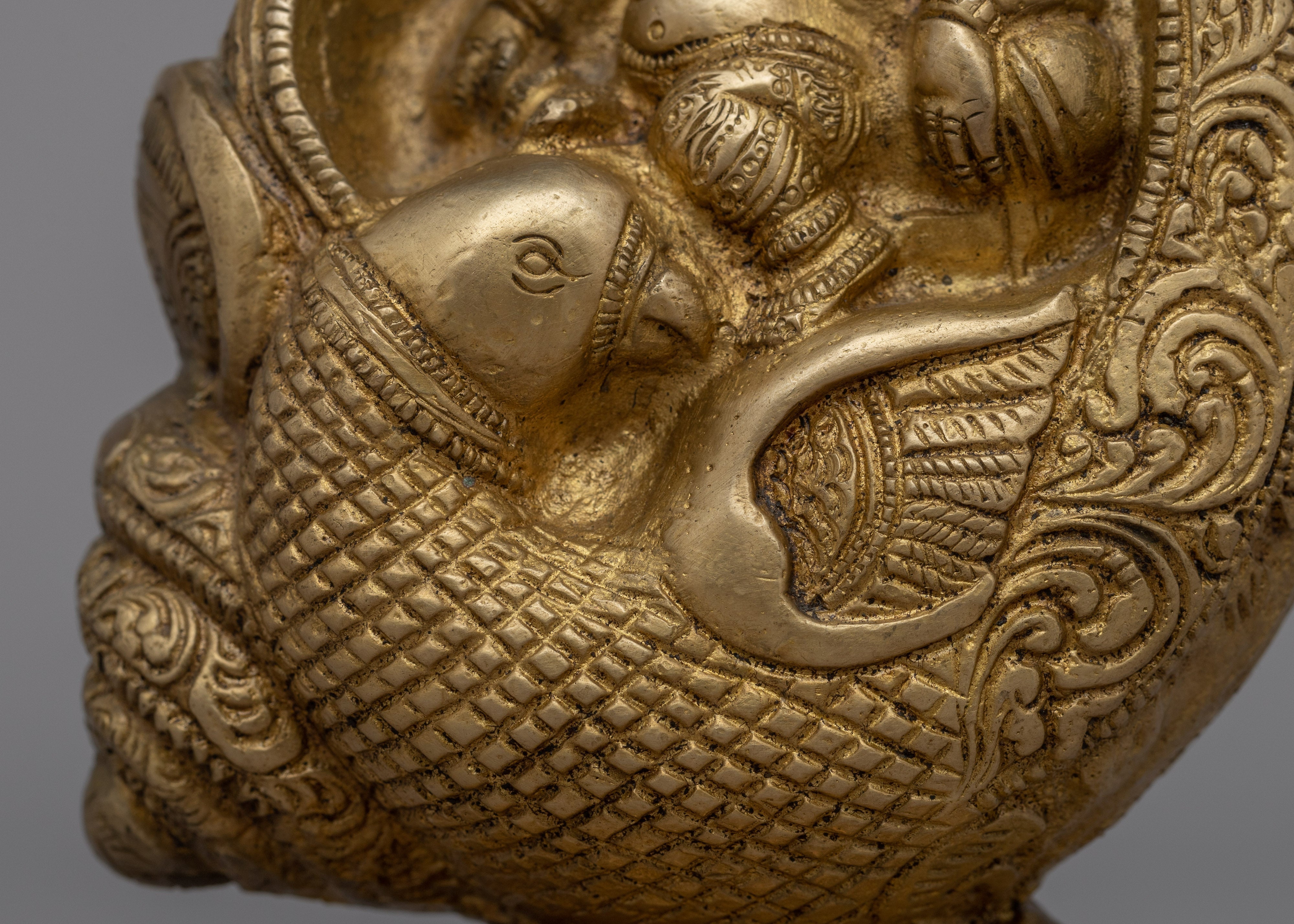 Conch Jai Ganesha Statue | Sacred Hindu Deity for Blessings and Prosperity