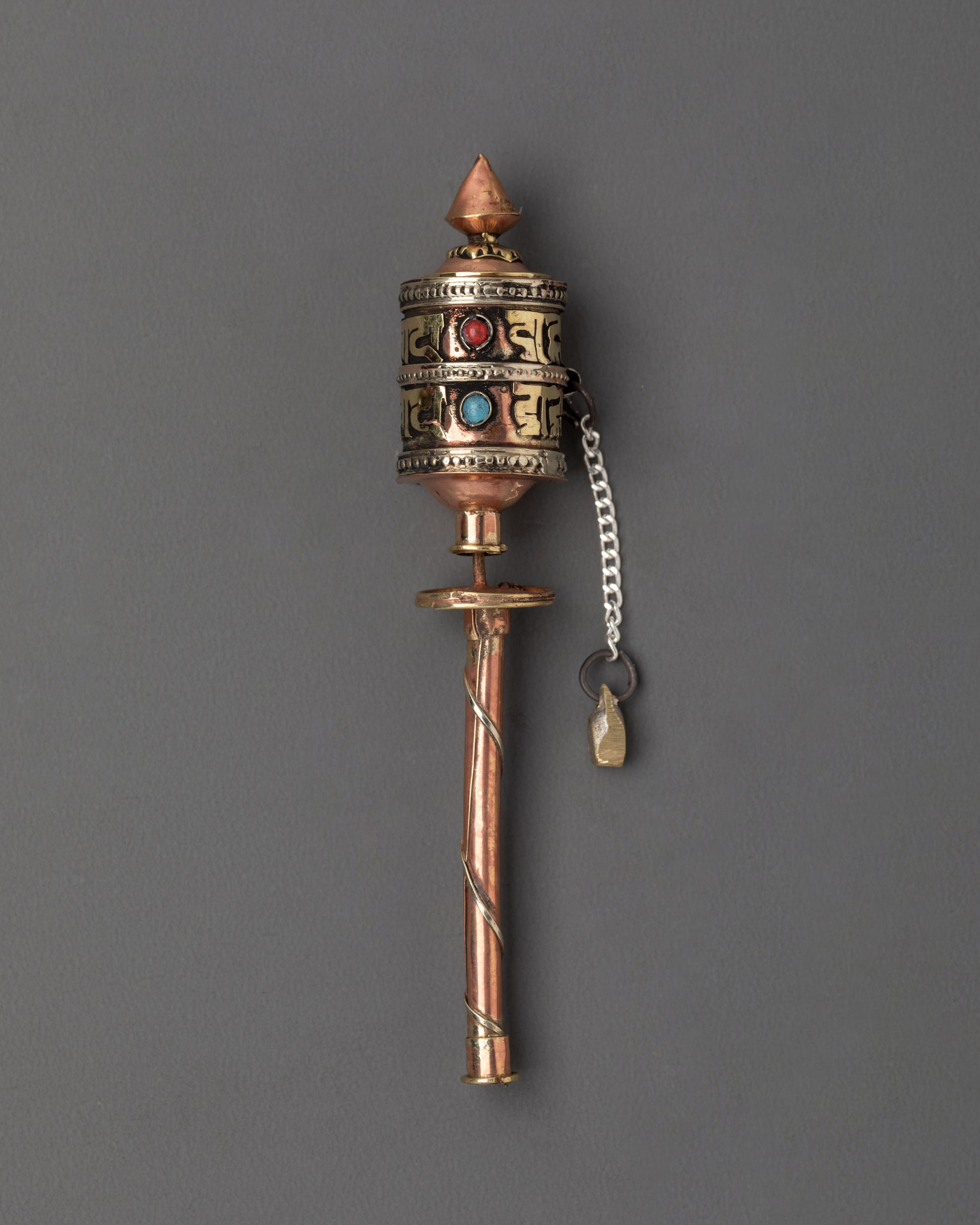 prayer-wheel-buddhist-ritual-tool