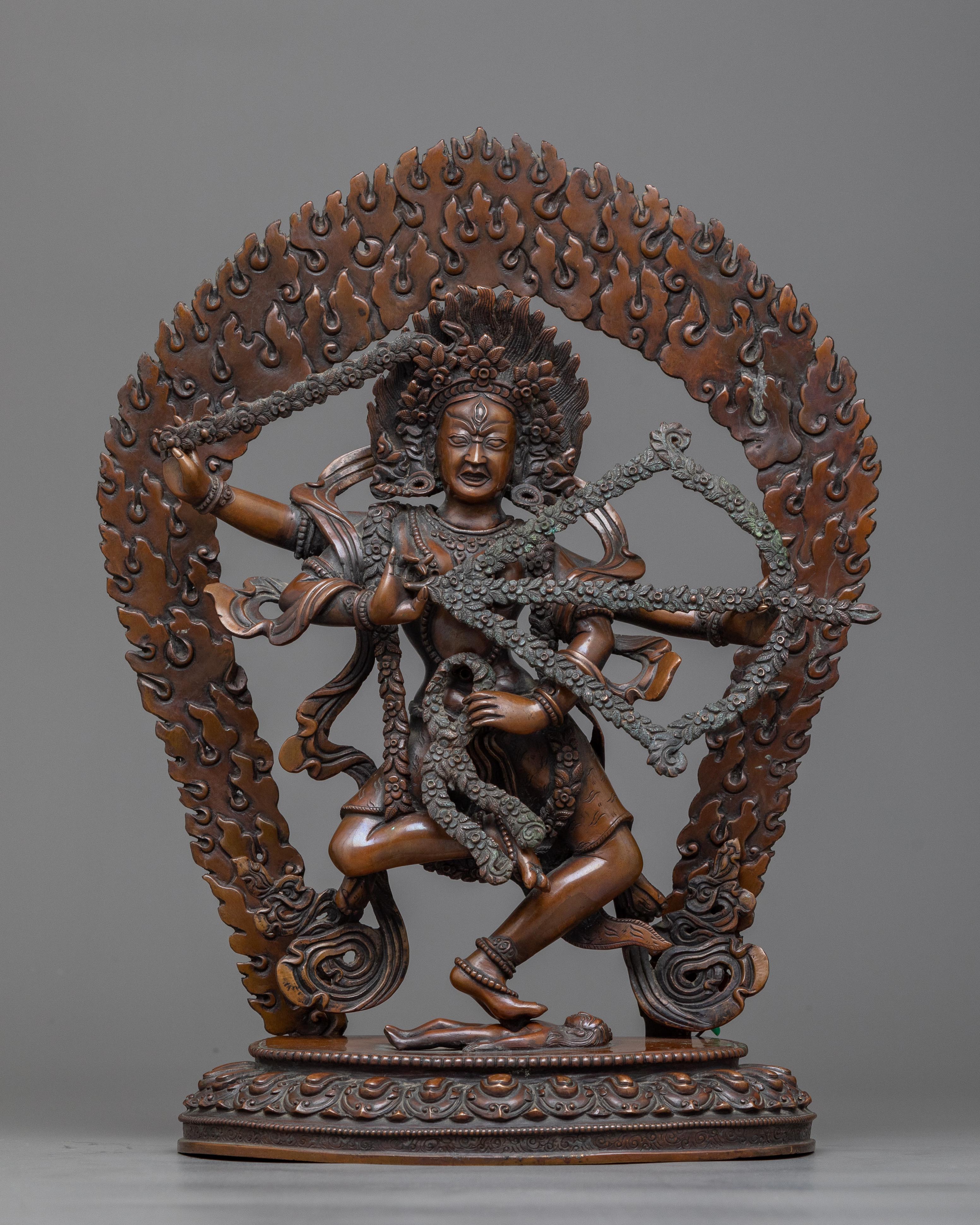 kurukulle-statuette