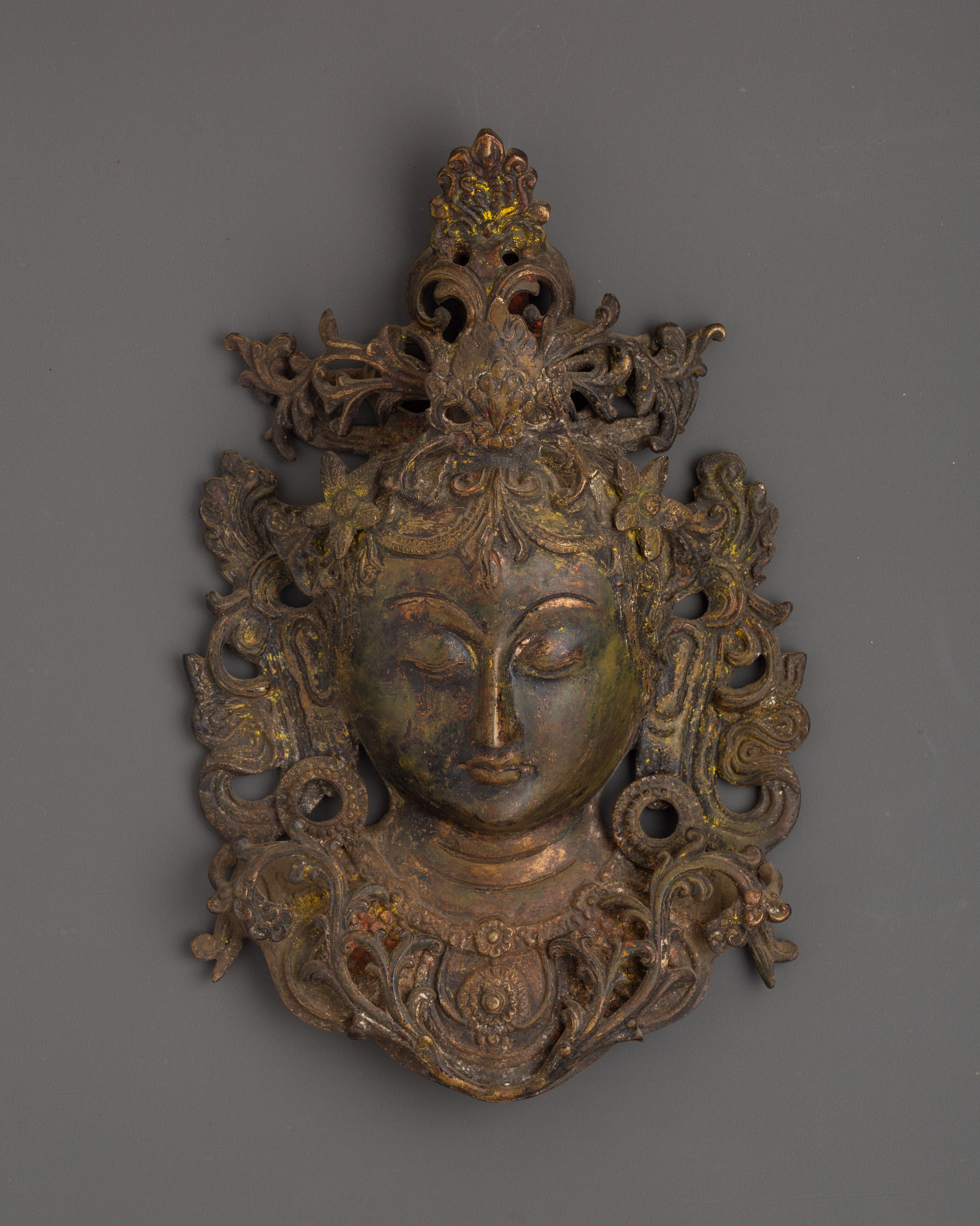 tara-brass-wall-hanging