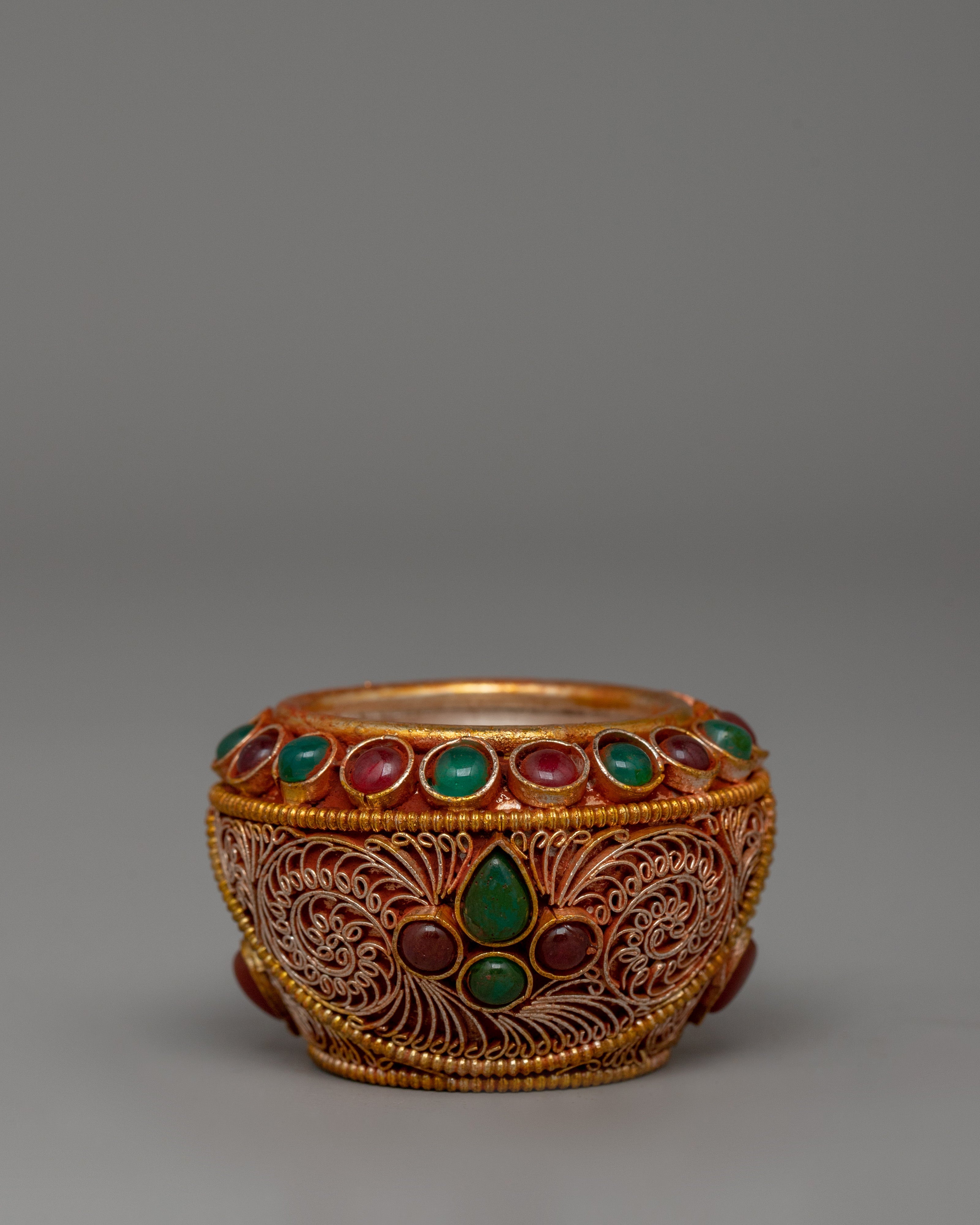 golpa-with-beautiful-stones