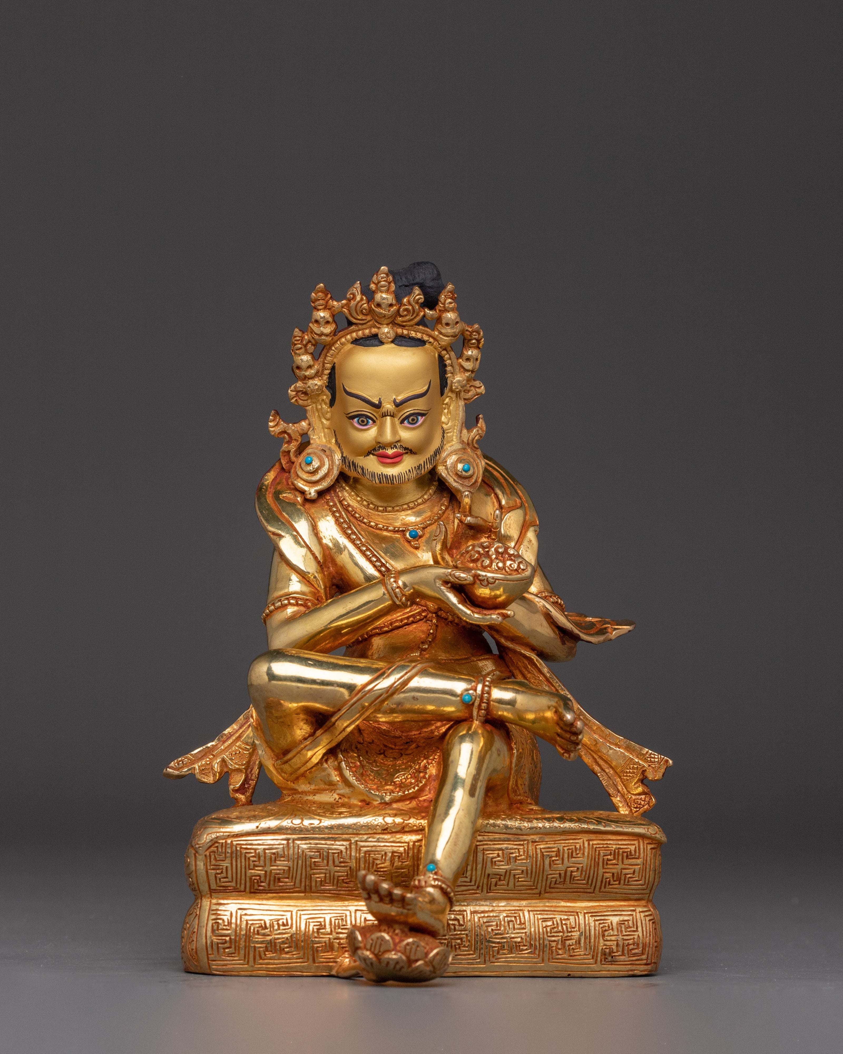 naropa-statue