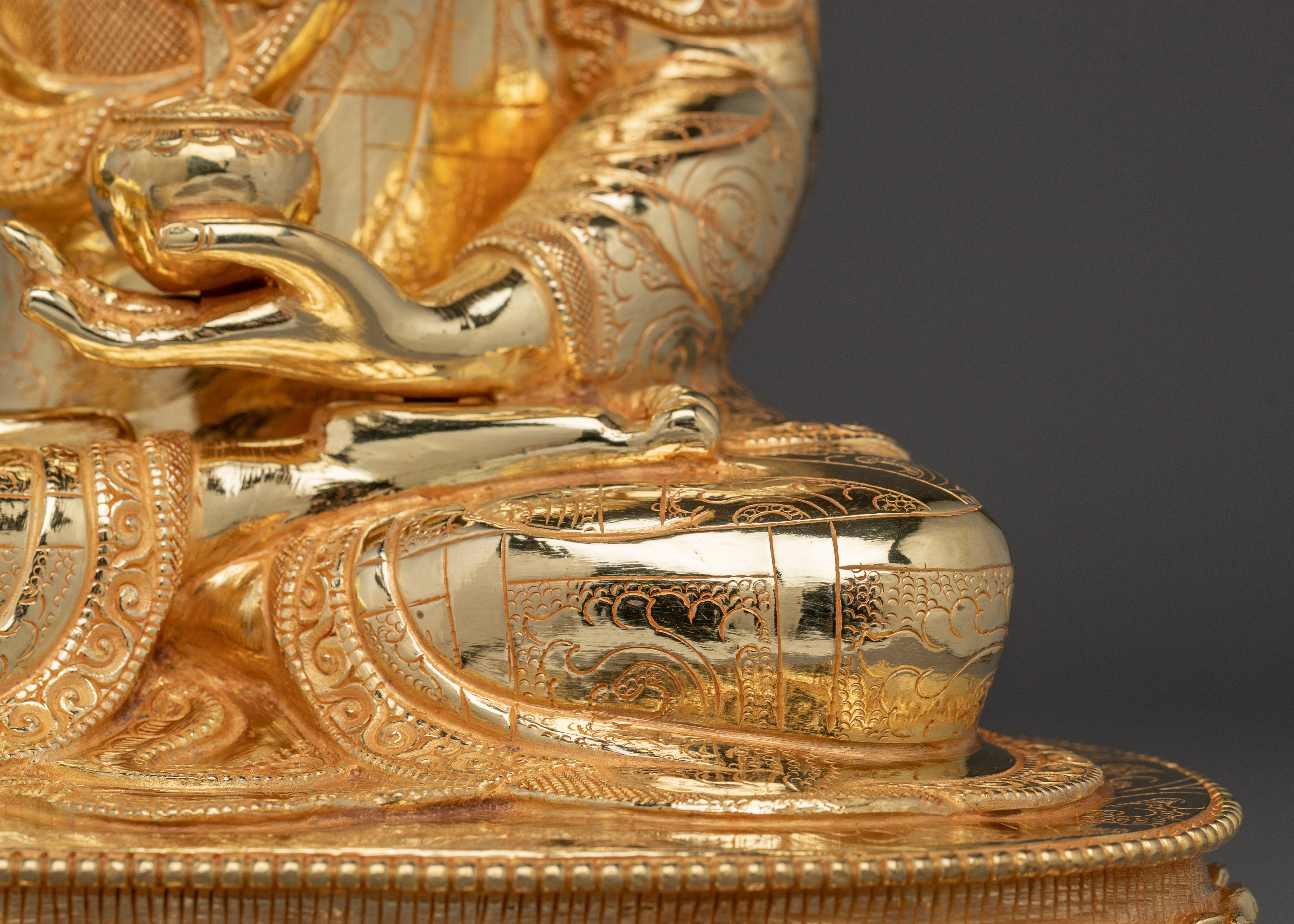 Shakyamuni Buddha Peaceful Copper Artwork | Gautama Buddha Sculpture