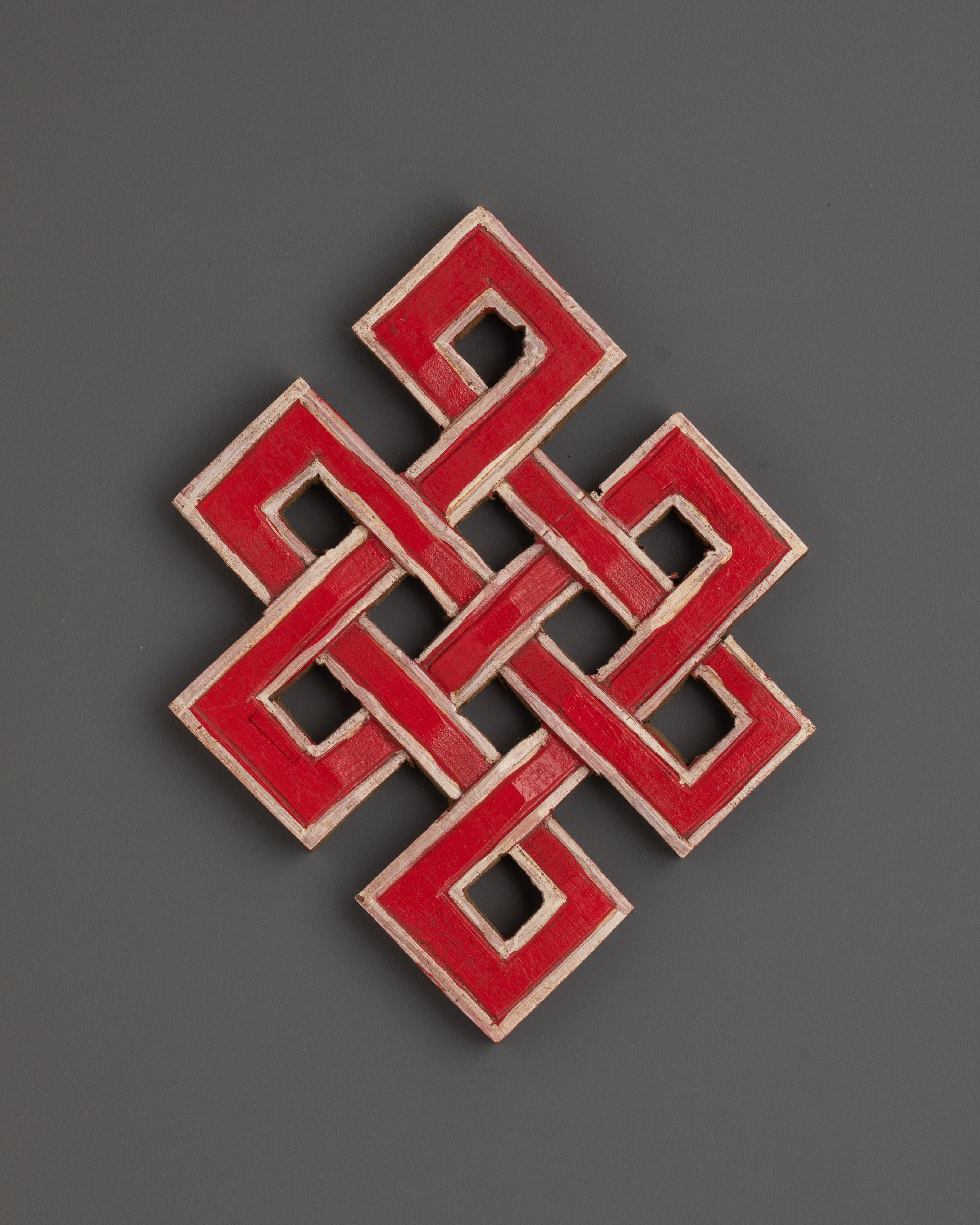 Endless Knot Symbol | Home Decor