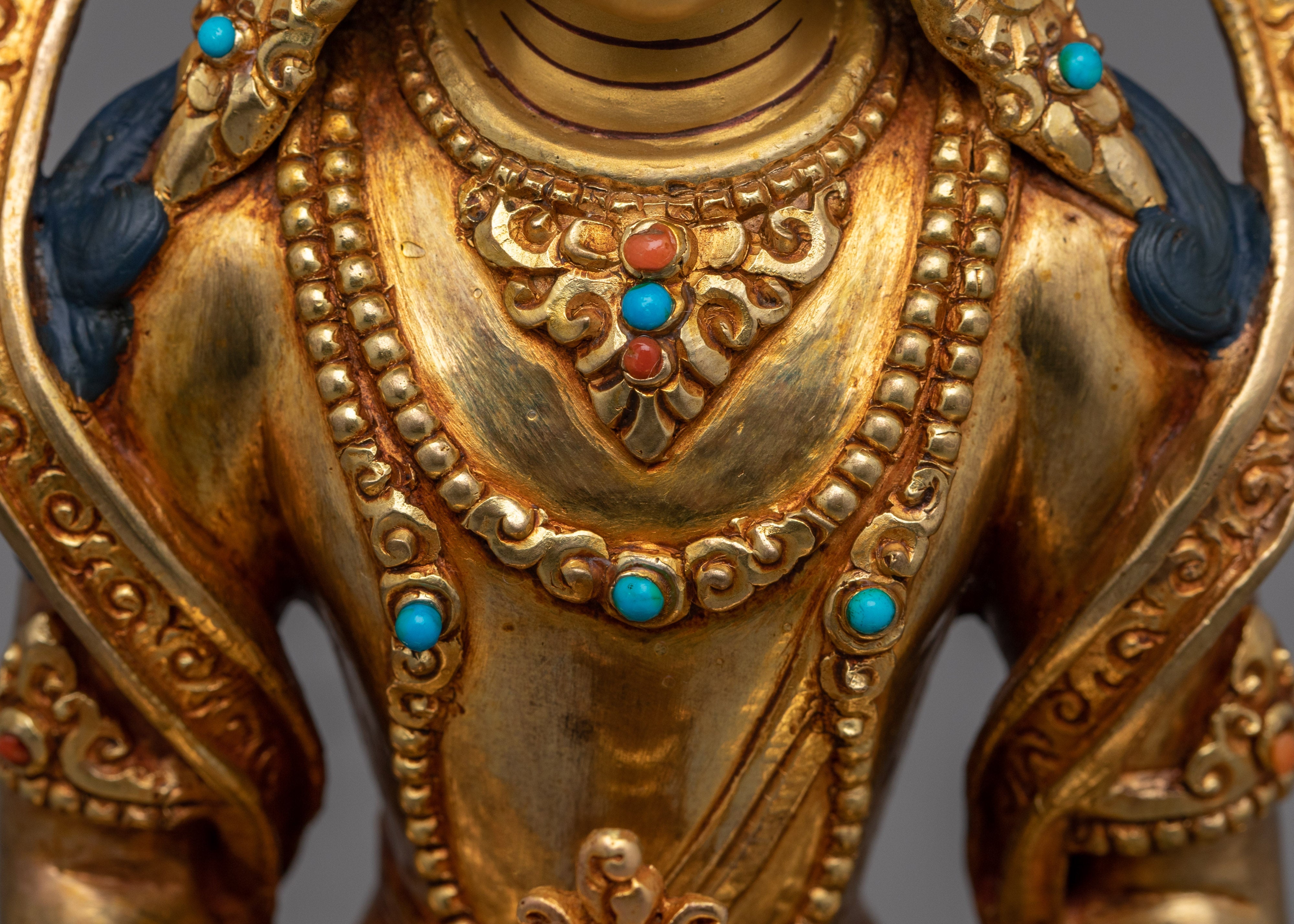 Meditating Deity Amitayus Figurine | Traditional Himalayan Artwork