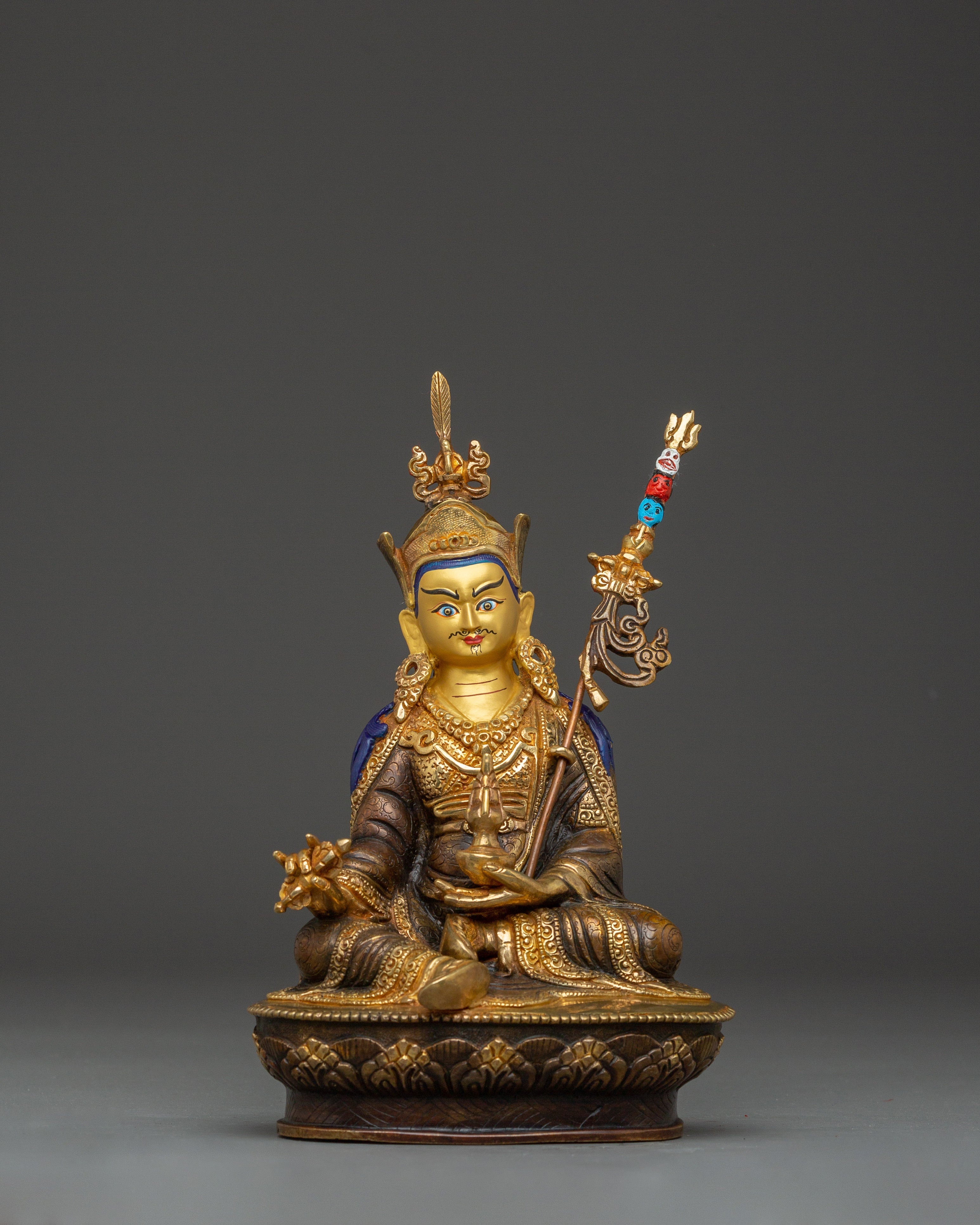 devotional-artwork-of-guru-rinpoche