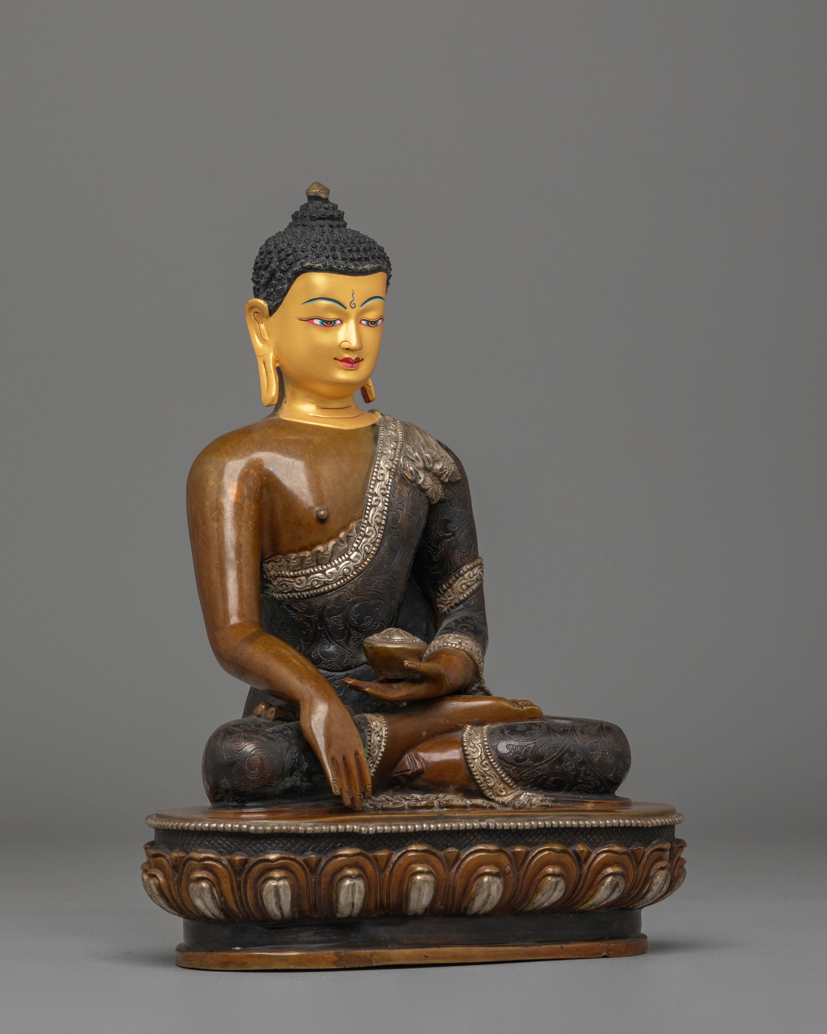 Gautam Buddha Statue : Teacher of Dharma