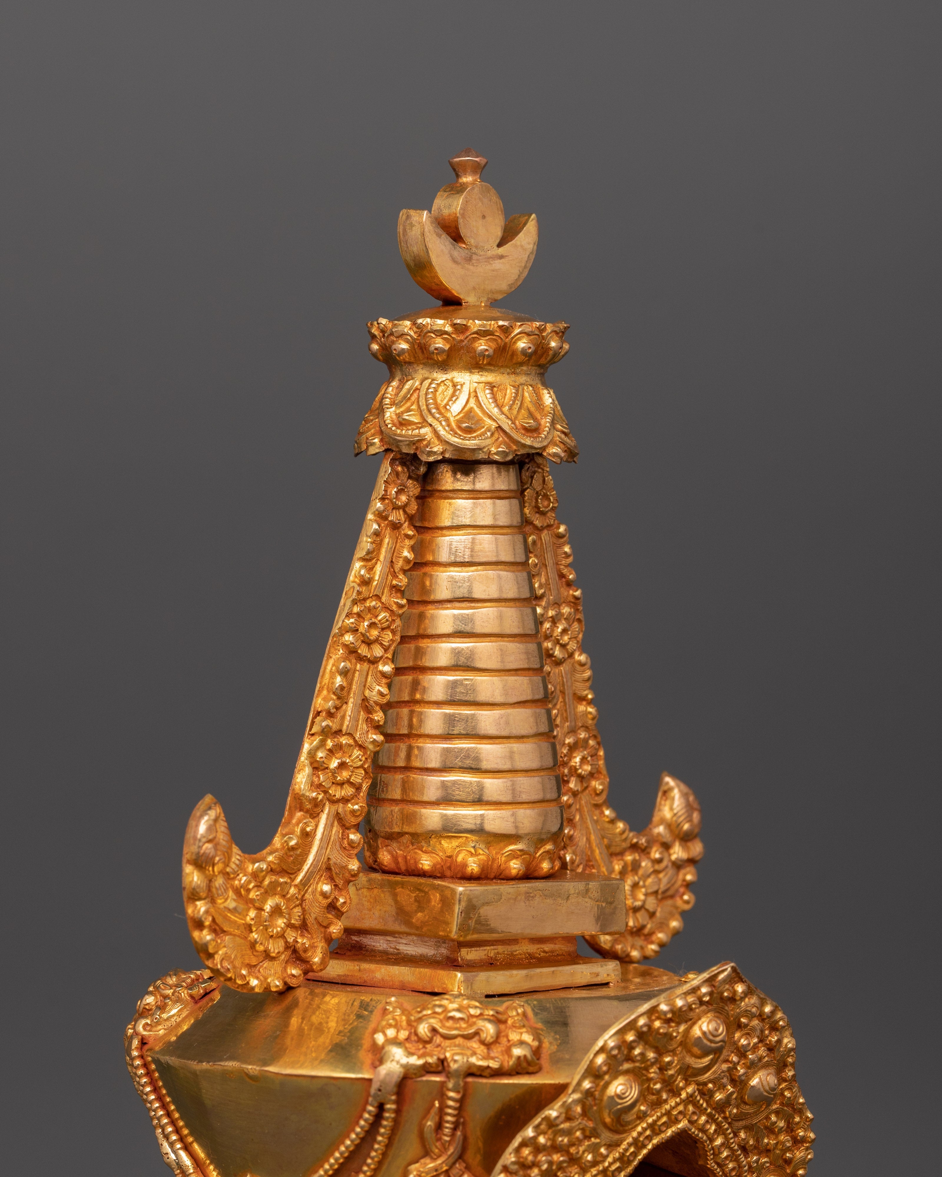 Beautiful Gold Plated Tibetan Stupa | Religious Buddhist Temple