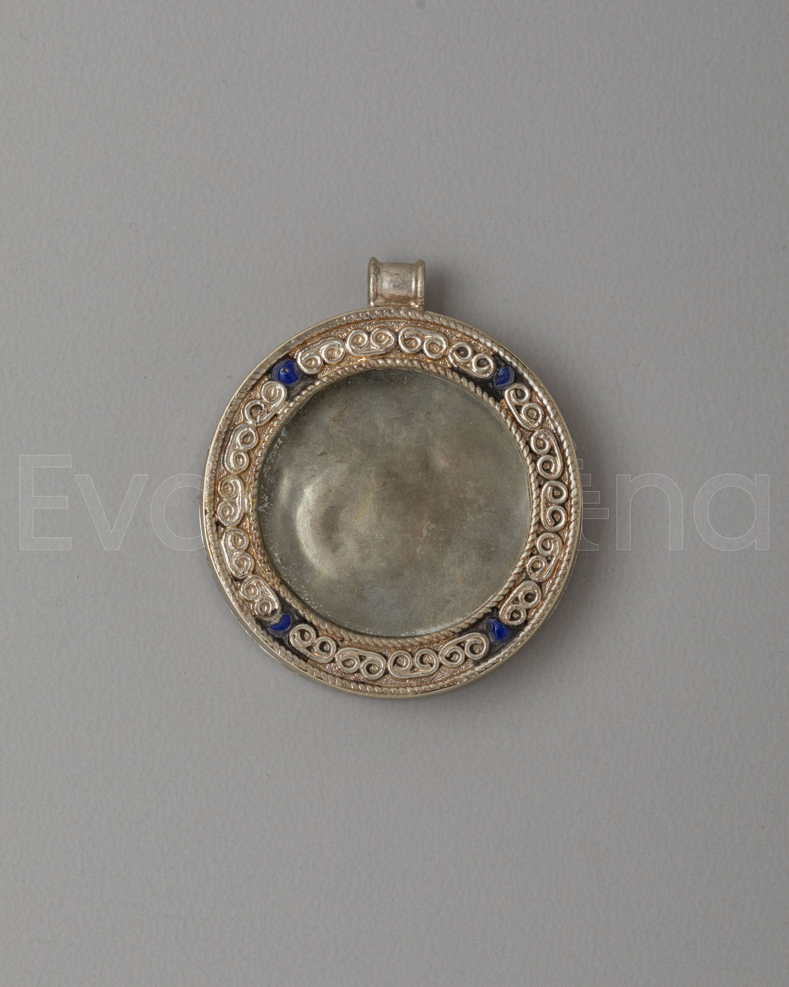Himalayan Prayer Locket