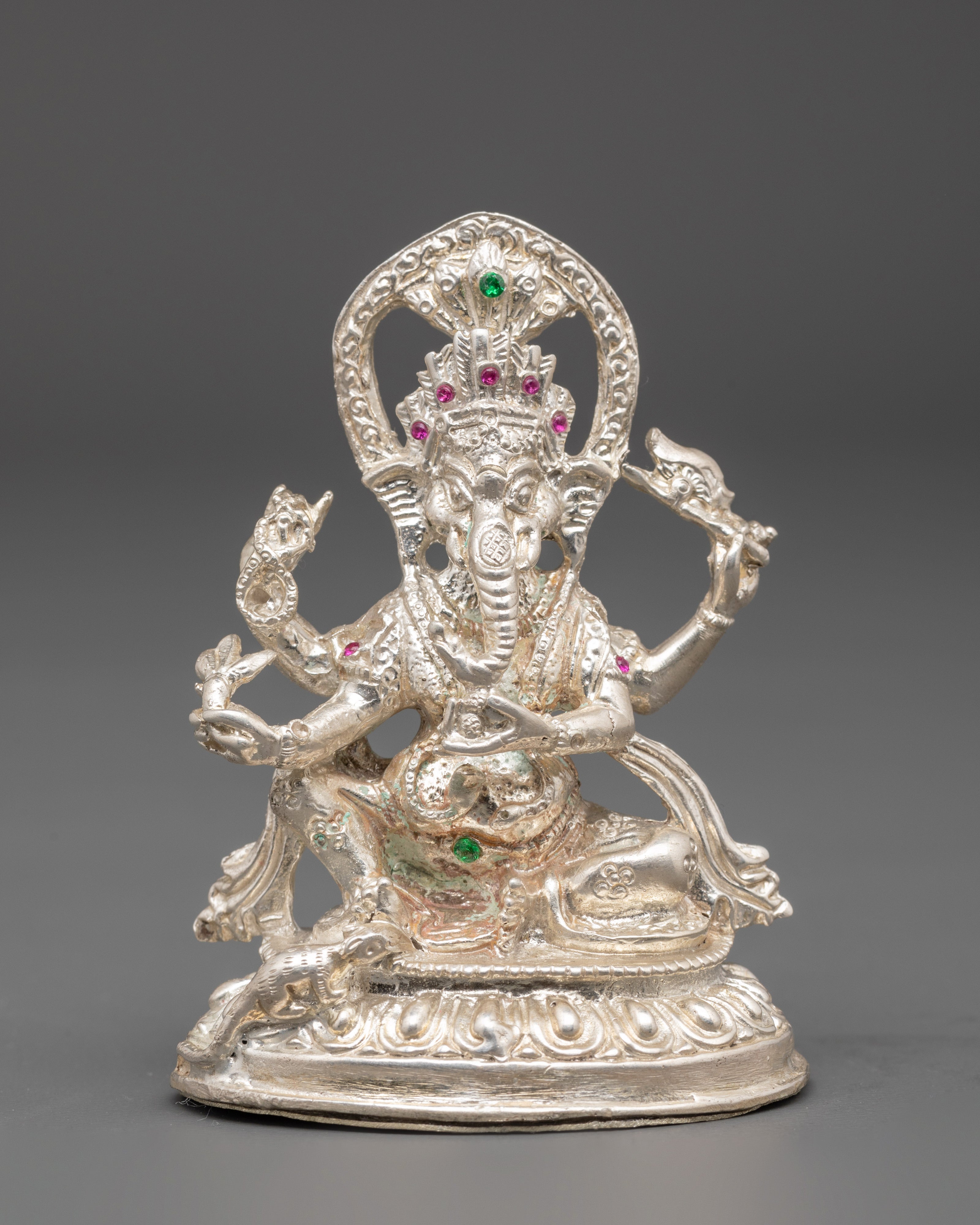 Ganesh Statue in Ganesha Mudra