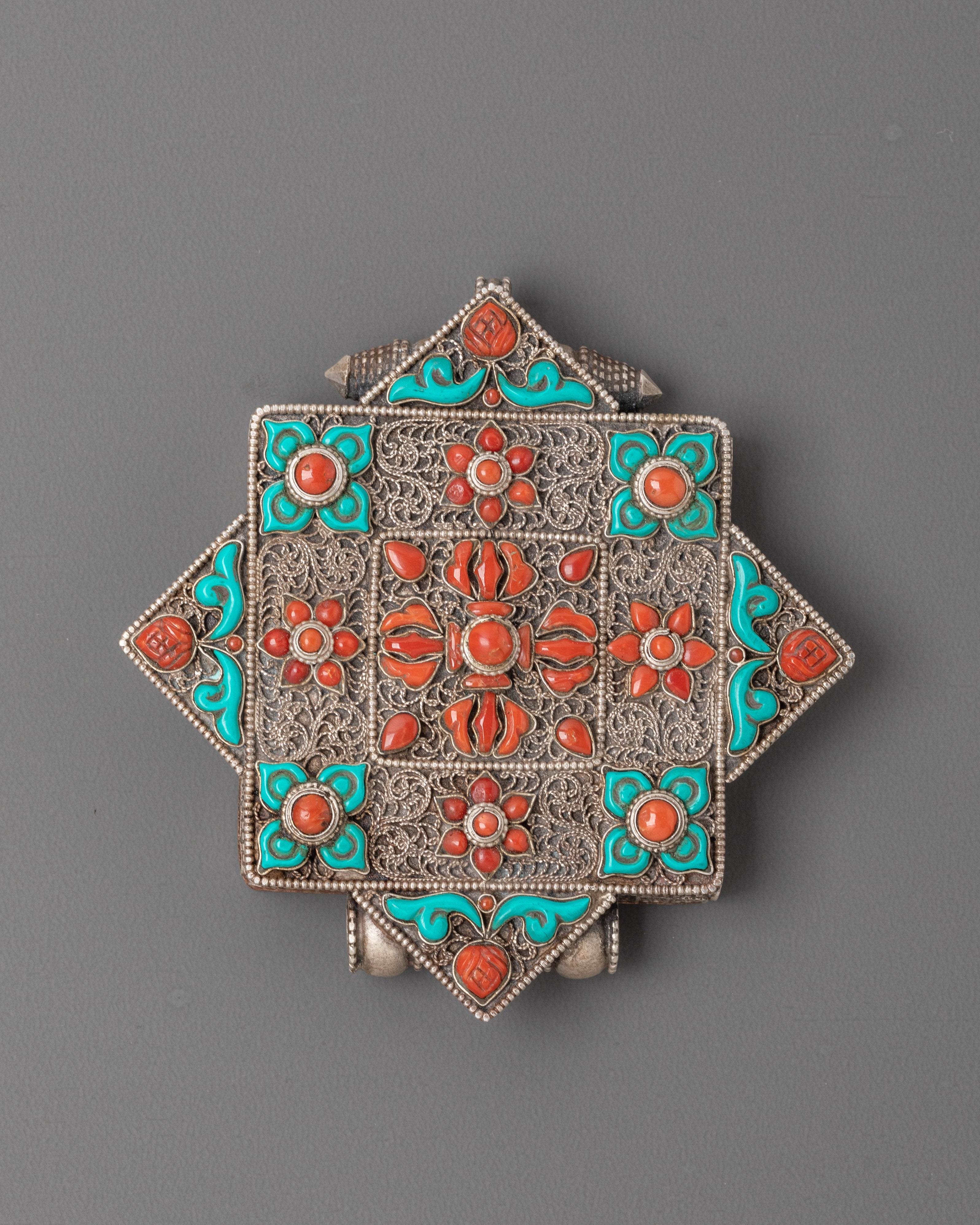 Tibetan Bishwo Vajra Ghau Box Locket | Traditional Amulet for Spiritual Protection